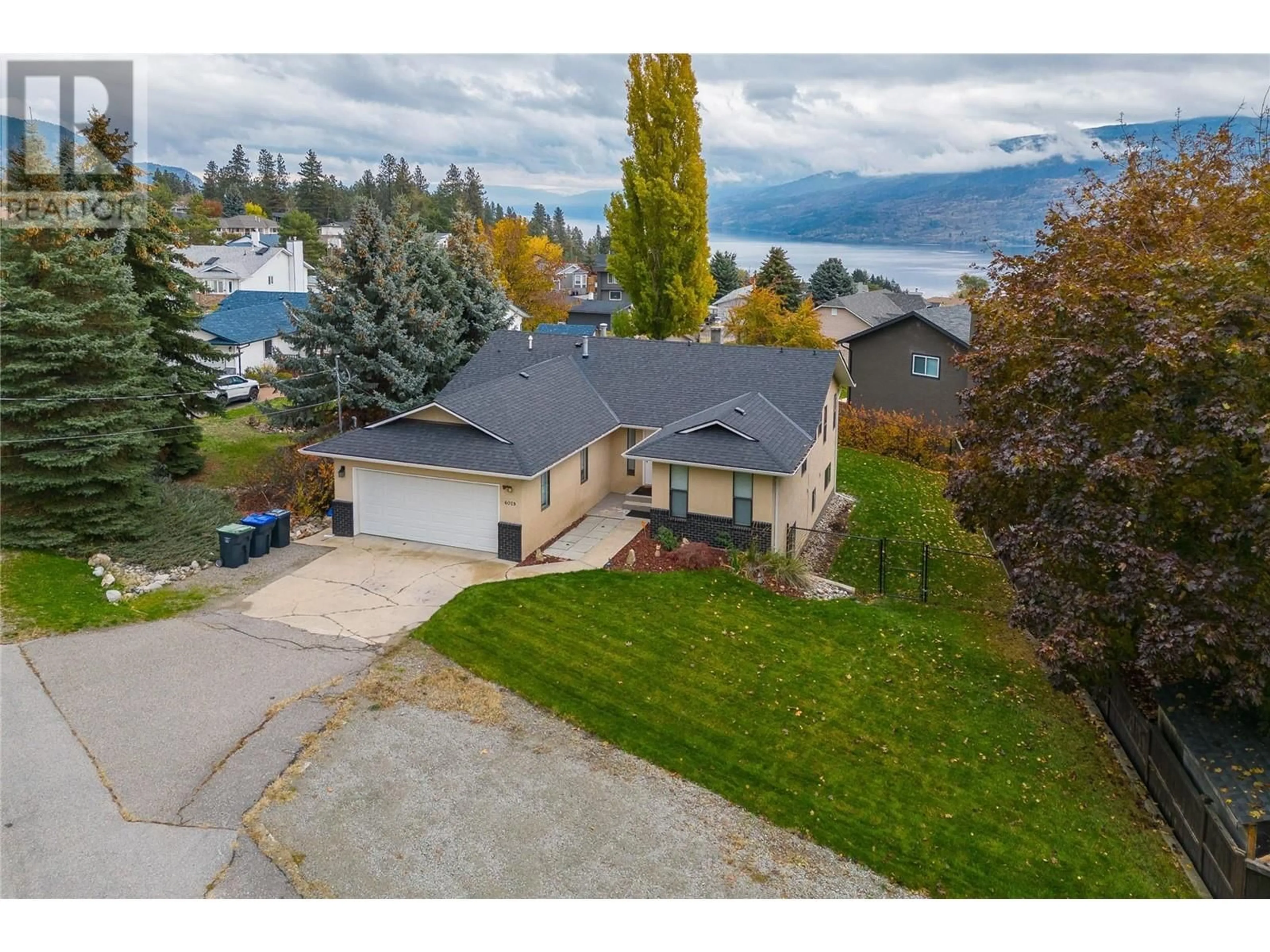 A pic from outside/outdoor area/front of a property/back of a property/a pic from drone, water/lake/river/ocean view for 6029 TURNER AVENUE, Peachland British Columbia V0H1X7