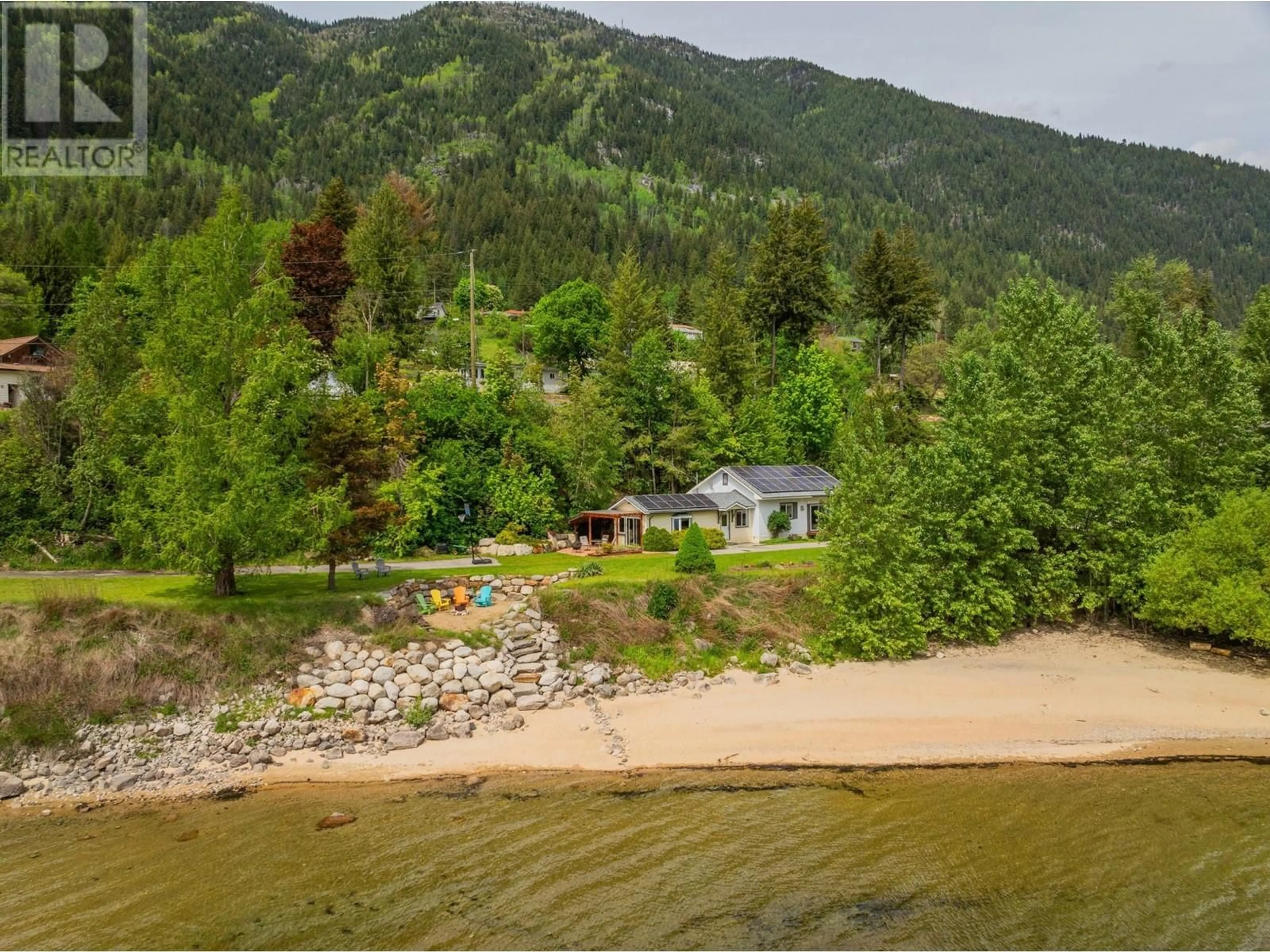 A pic from outside/outdoor area/front of a property/back of a property/a pic from drone, water/lake/river/ocean view for 606 JORGENSEN ROAD, Nelson British Columbia V1L6M6