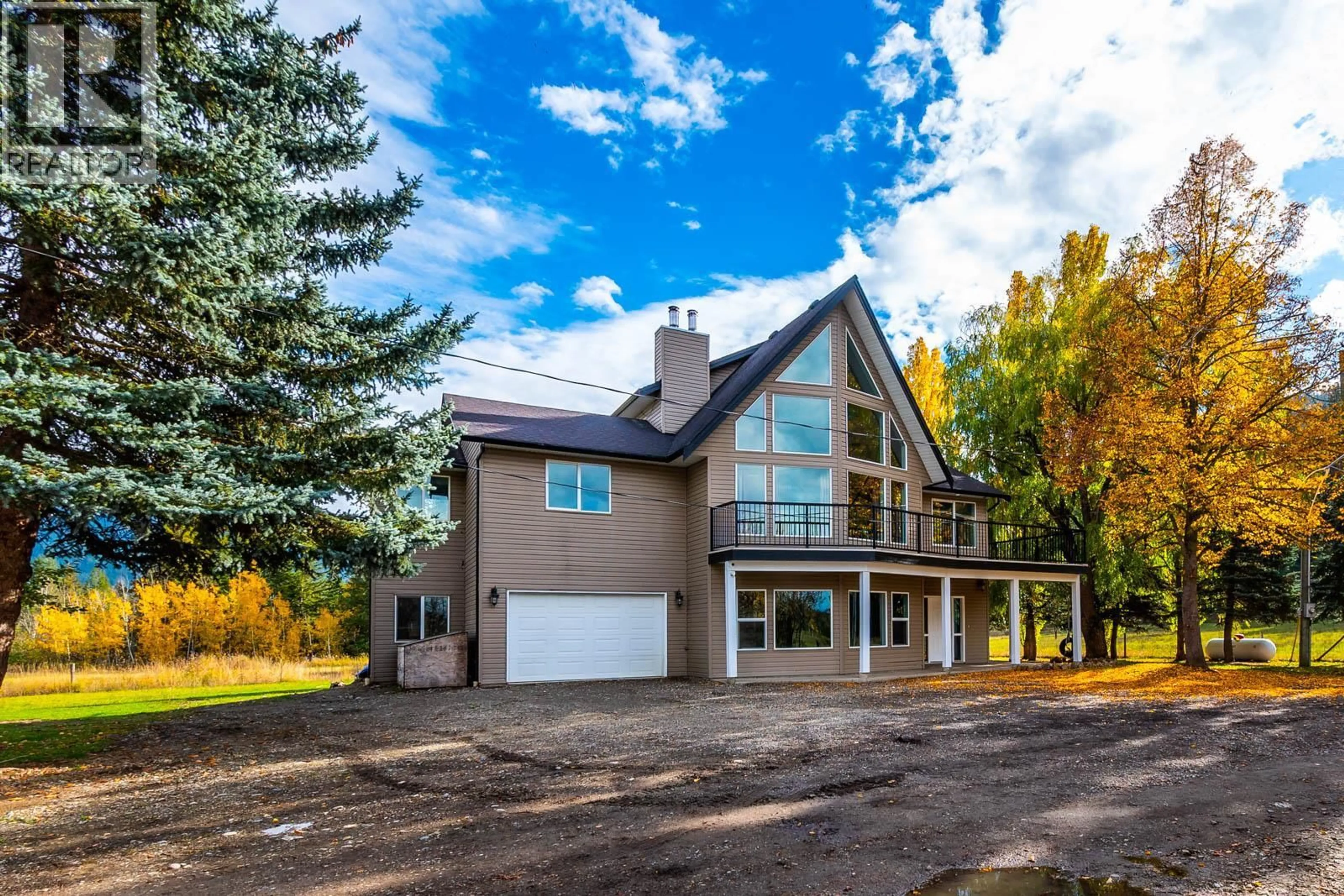 Home with vinyl exterior material, unknown for 2234 TAPPEN NOTCH HILL ROAD, Tappen British Columbia V0E2W1