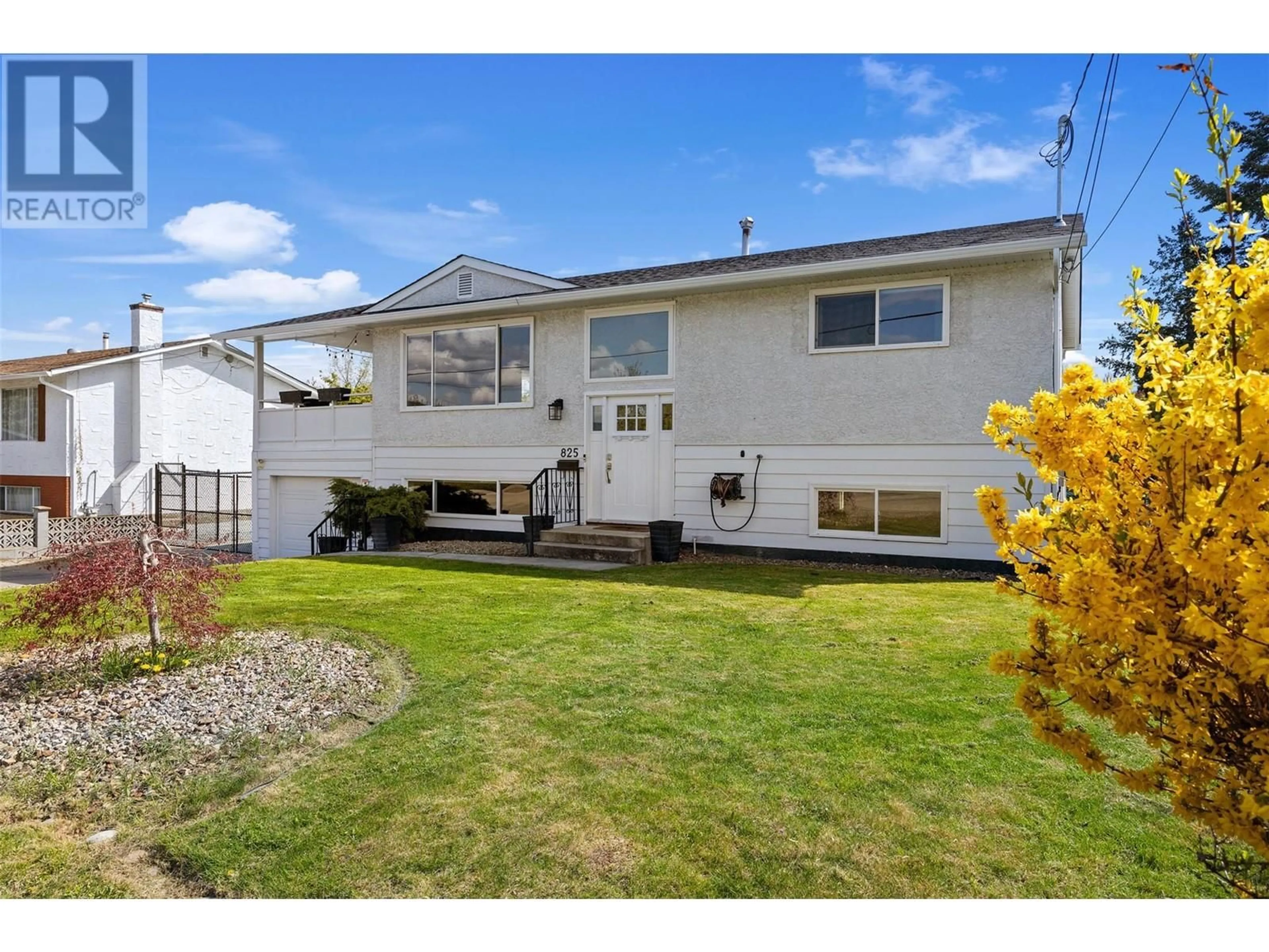 A pic from outside/outdoor area/front of a property/back of a property/a pic from drone, unknown for 825 BRIAN ROAD, Kelowna British Columbia V1X1H5