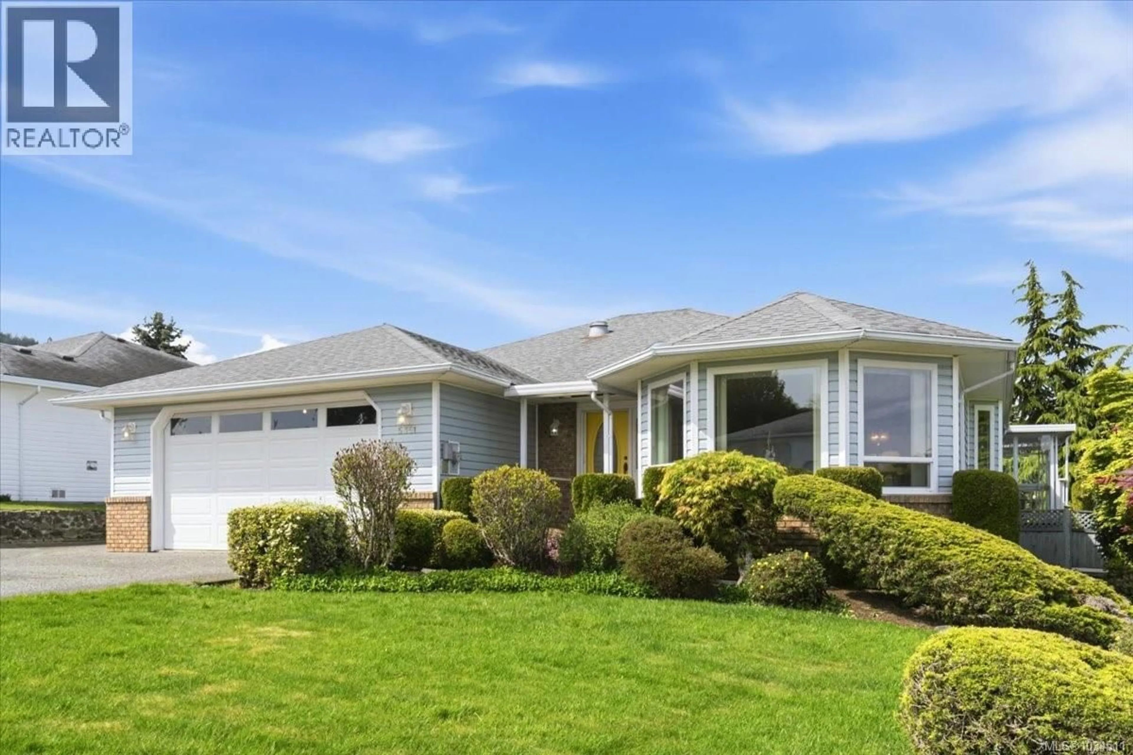 Home with vinyl exterior material, street for 5351 WILLIAMSON ROAD, Nanaimo British Columbia V9V1J9