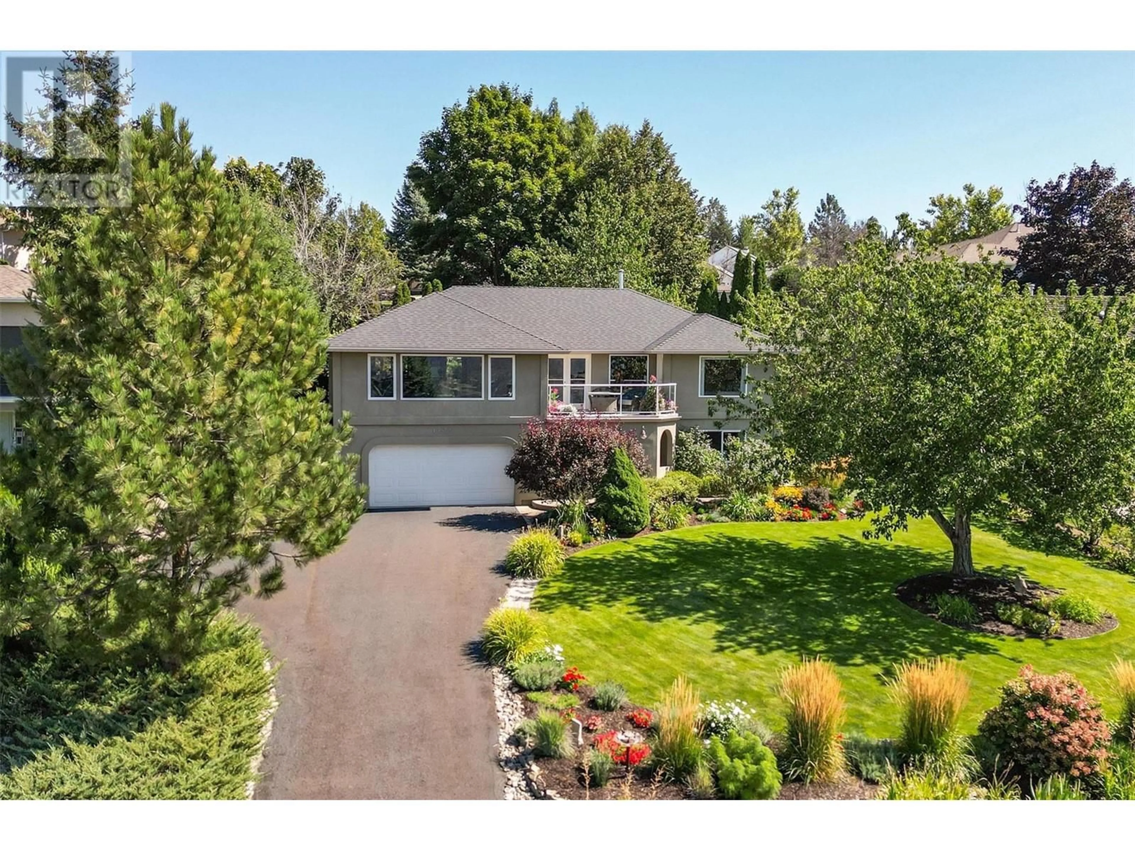 A pic from outside/outdoor area/front of a property/back of a property/a pic from drone, unknown for 10855 TYNDALL ROAD, Lake Country British Columbia V4V1N8