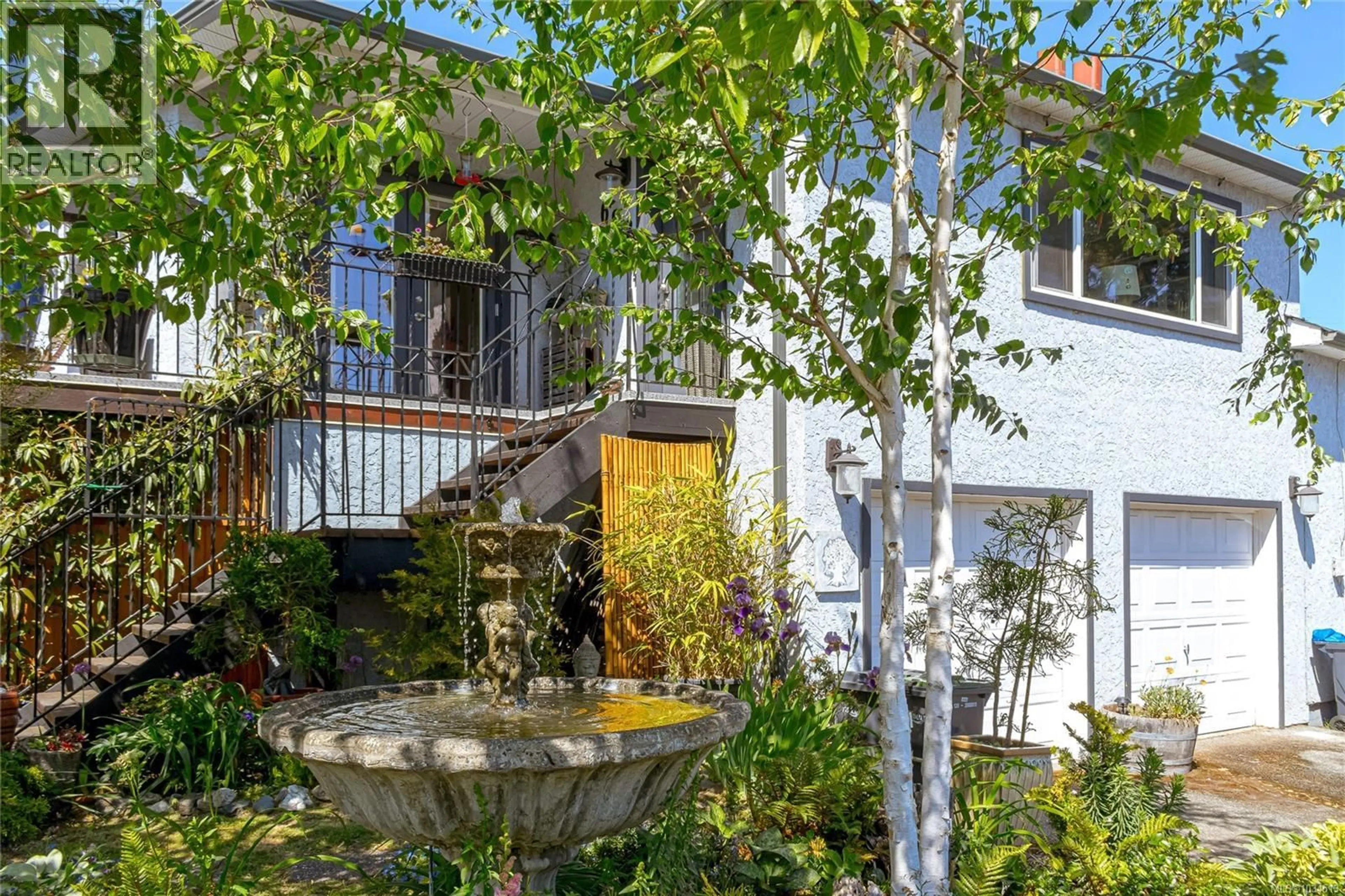Unknown for 628 BRYDEN COURT, Esquimalt British Columbia V9A4Y5