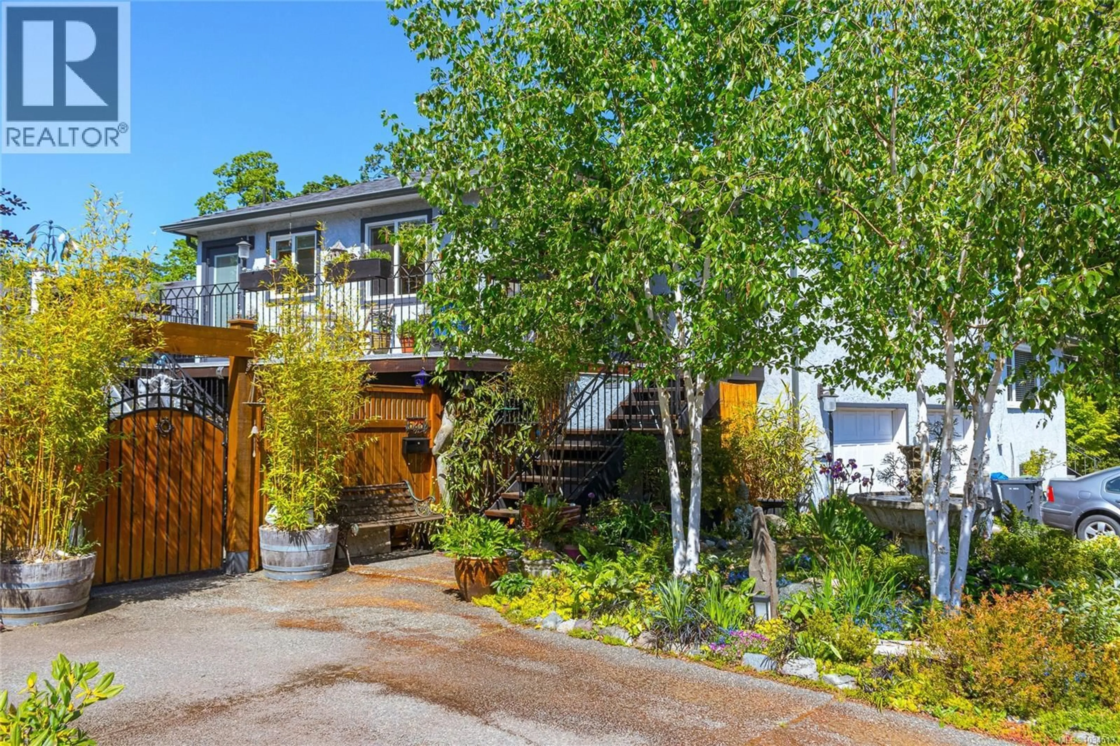 Unknown for 628 BRYDEN COURT, Esquimalt British Columbia V9A4Y5