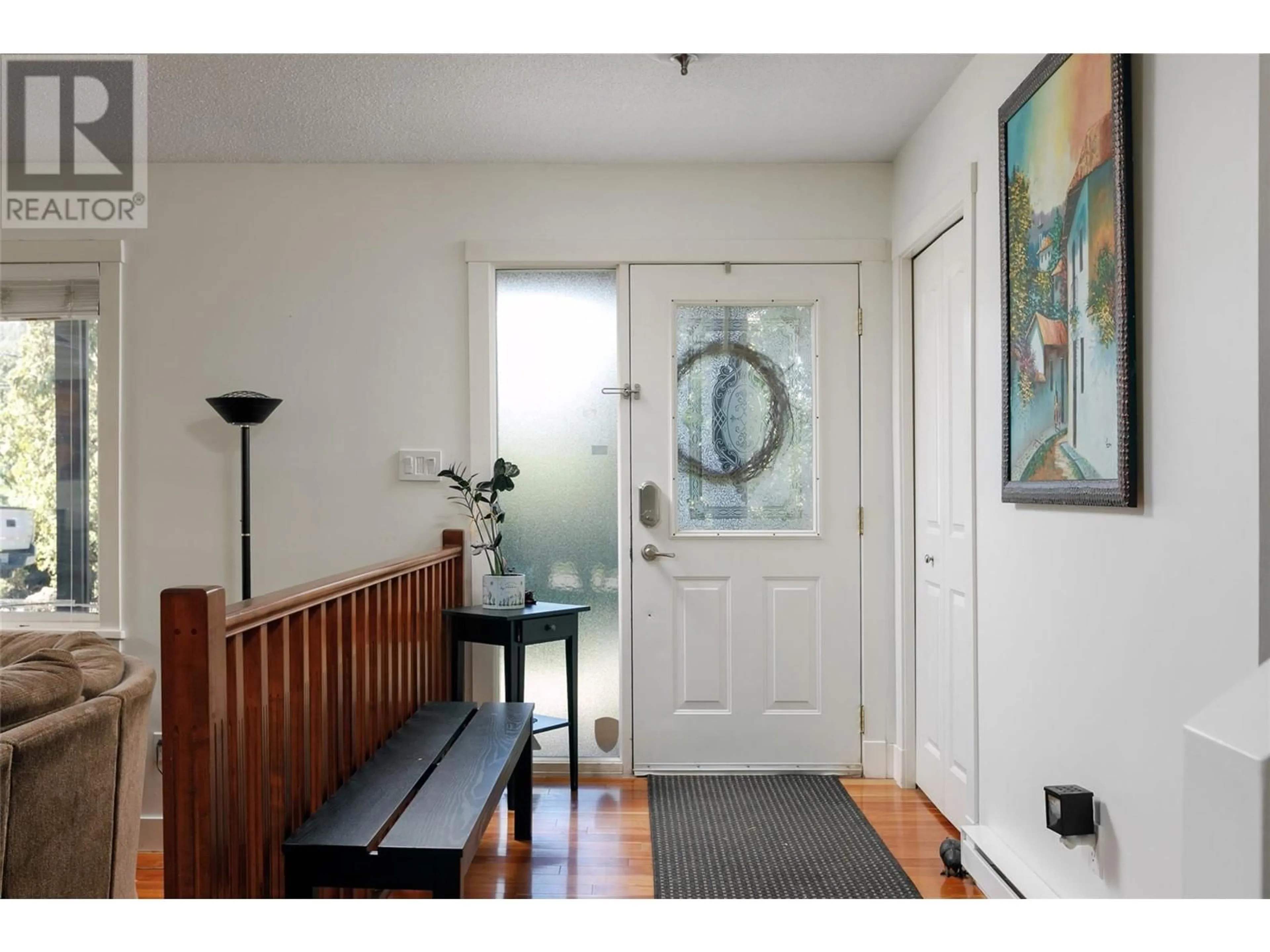 Indoor entryway for 2351 GALLAGHER ROAD, Kelowna British Columbia V1P1G9