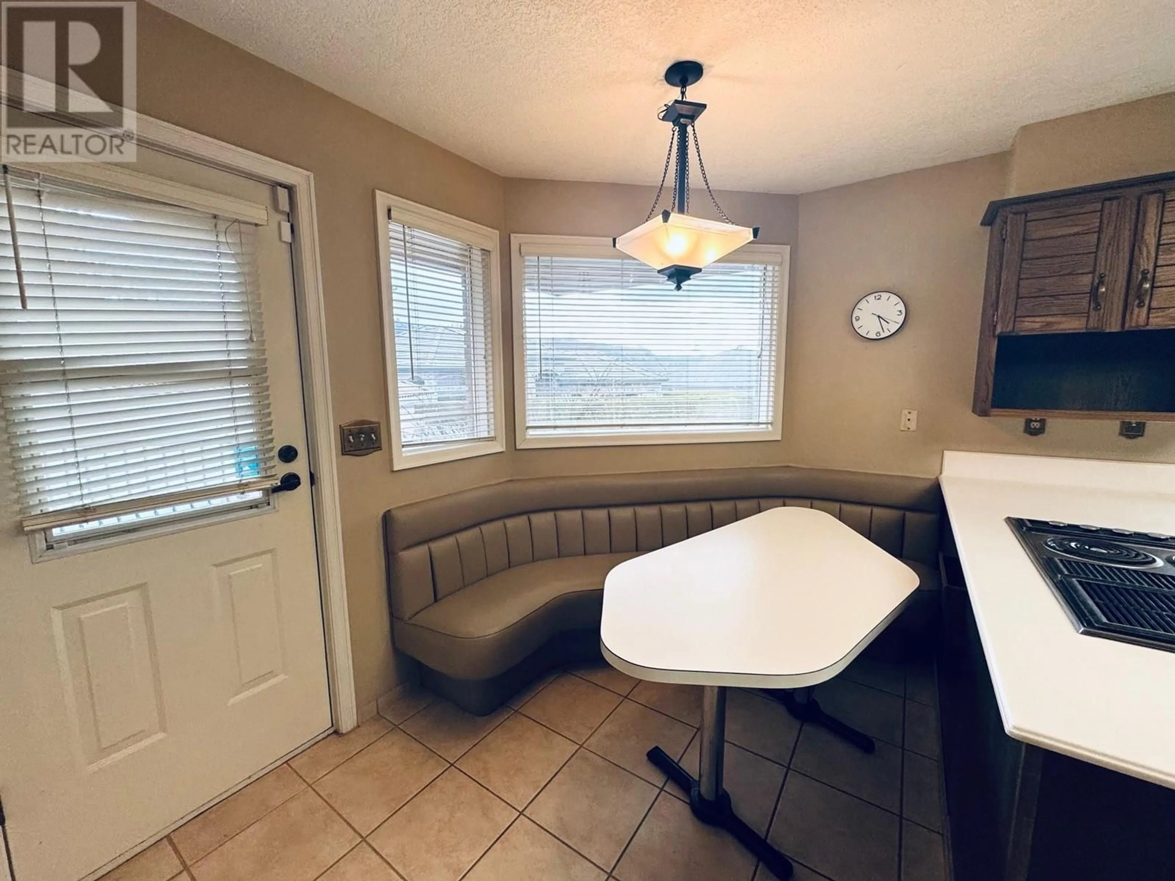 A pic of a room for 476 PEVERO PLACE, Kamloops British Columbia V2H1S1