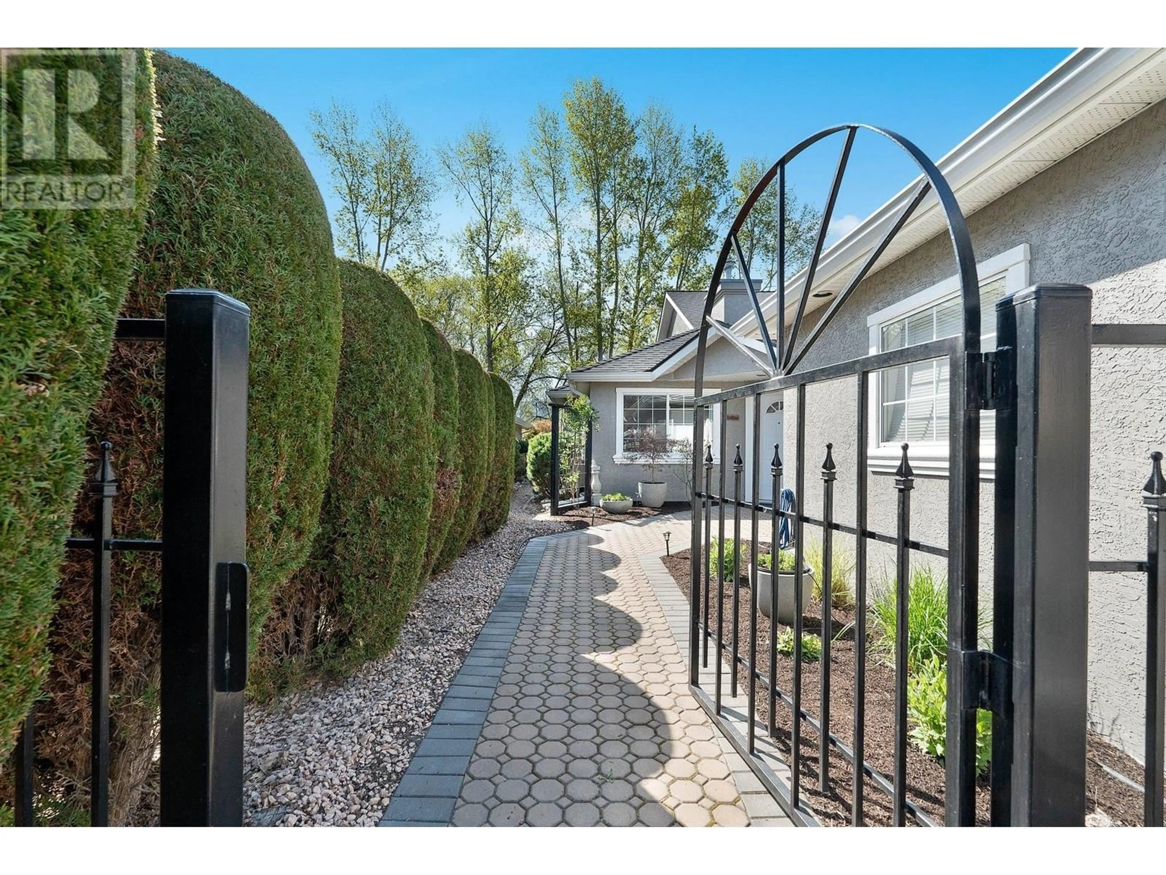 Patio, street for 9 - 3775 SPRINGBROOK ROAD, Kelowna British Columbia V1W4A3