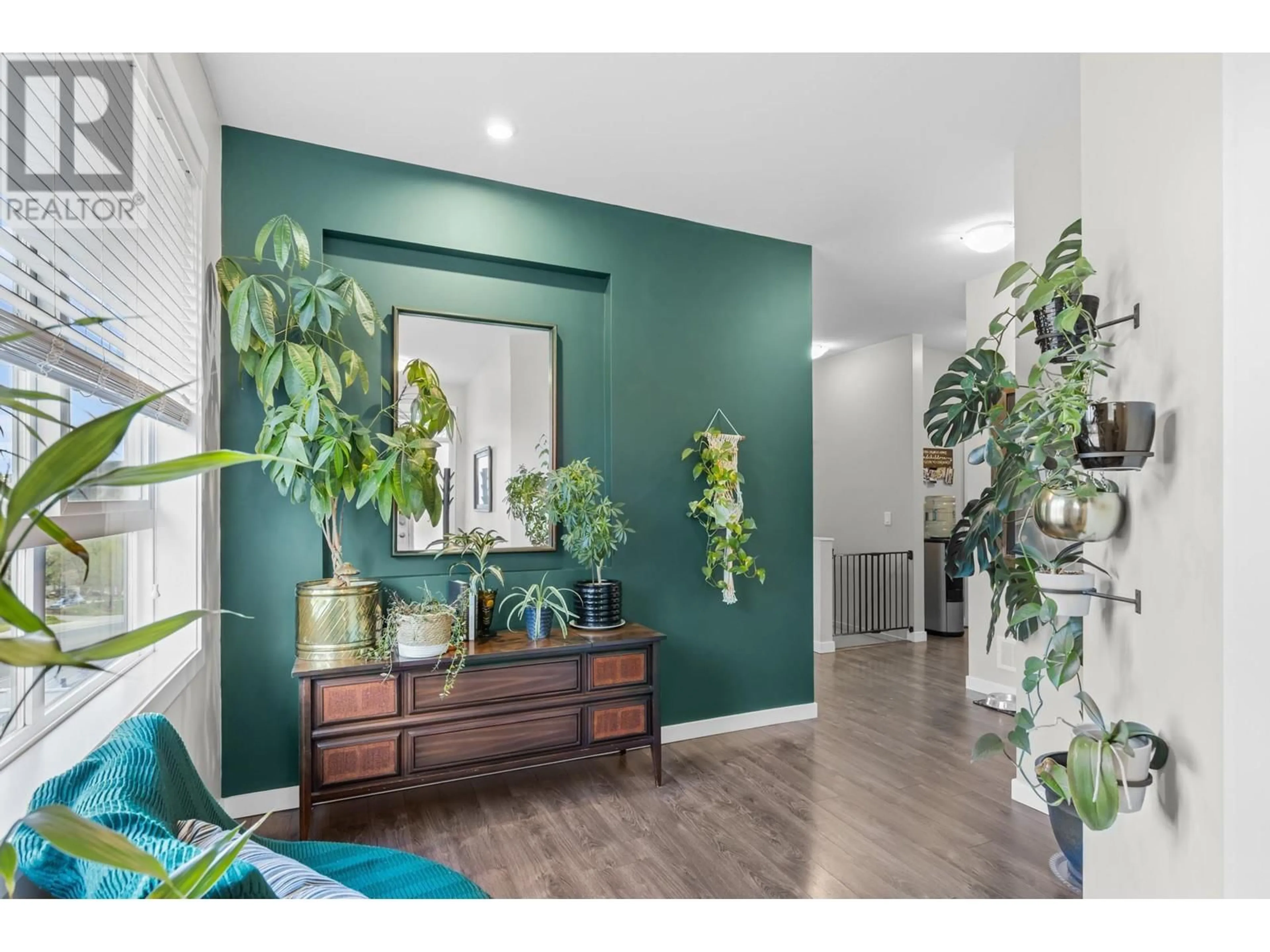 Indoor entryway for 40 - 625 BOYNTON PLACE, Kelowna British Columbia V1Y0B5