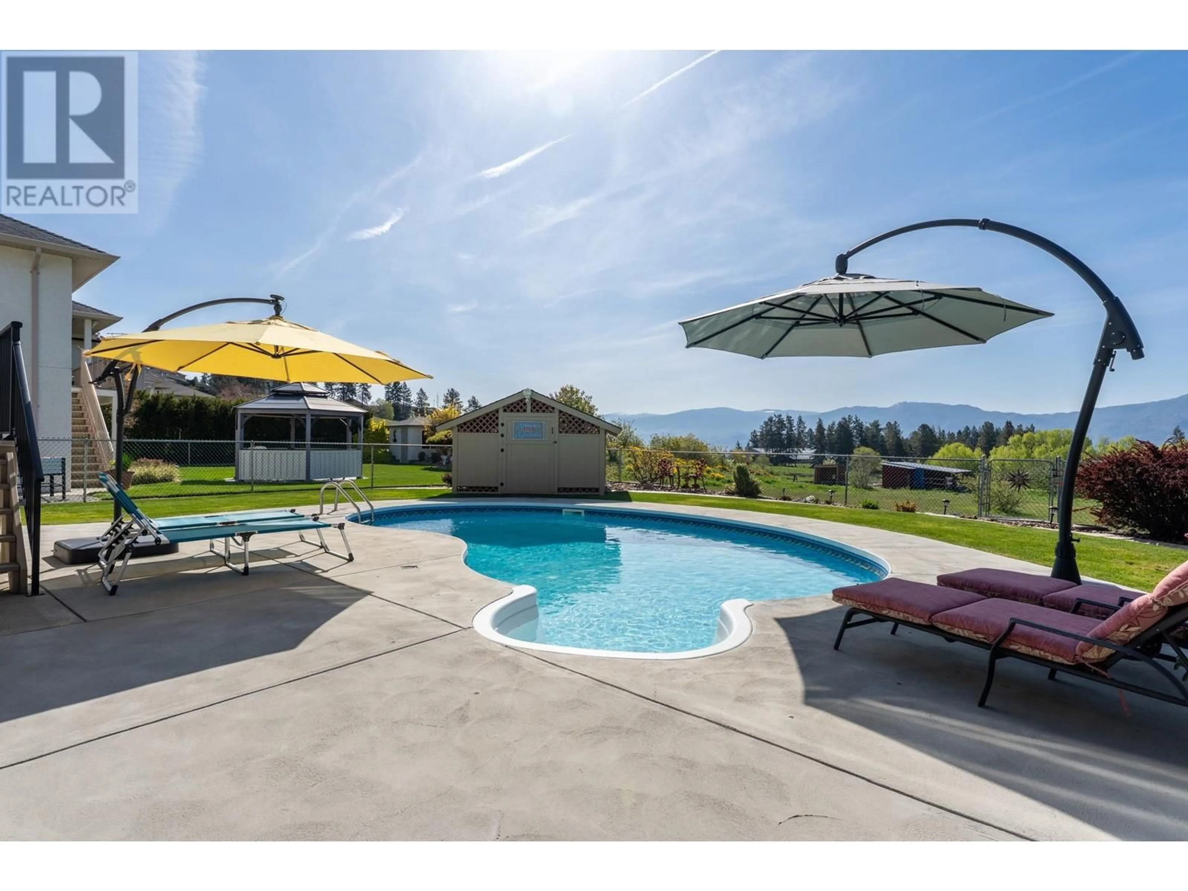Pool for 2571 BRIDLEHILL COURT, West Kelowna British Columbia V4T2W2