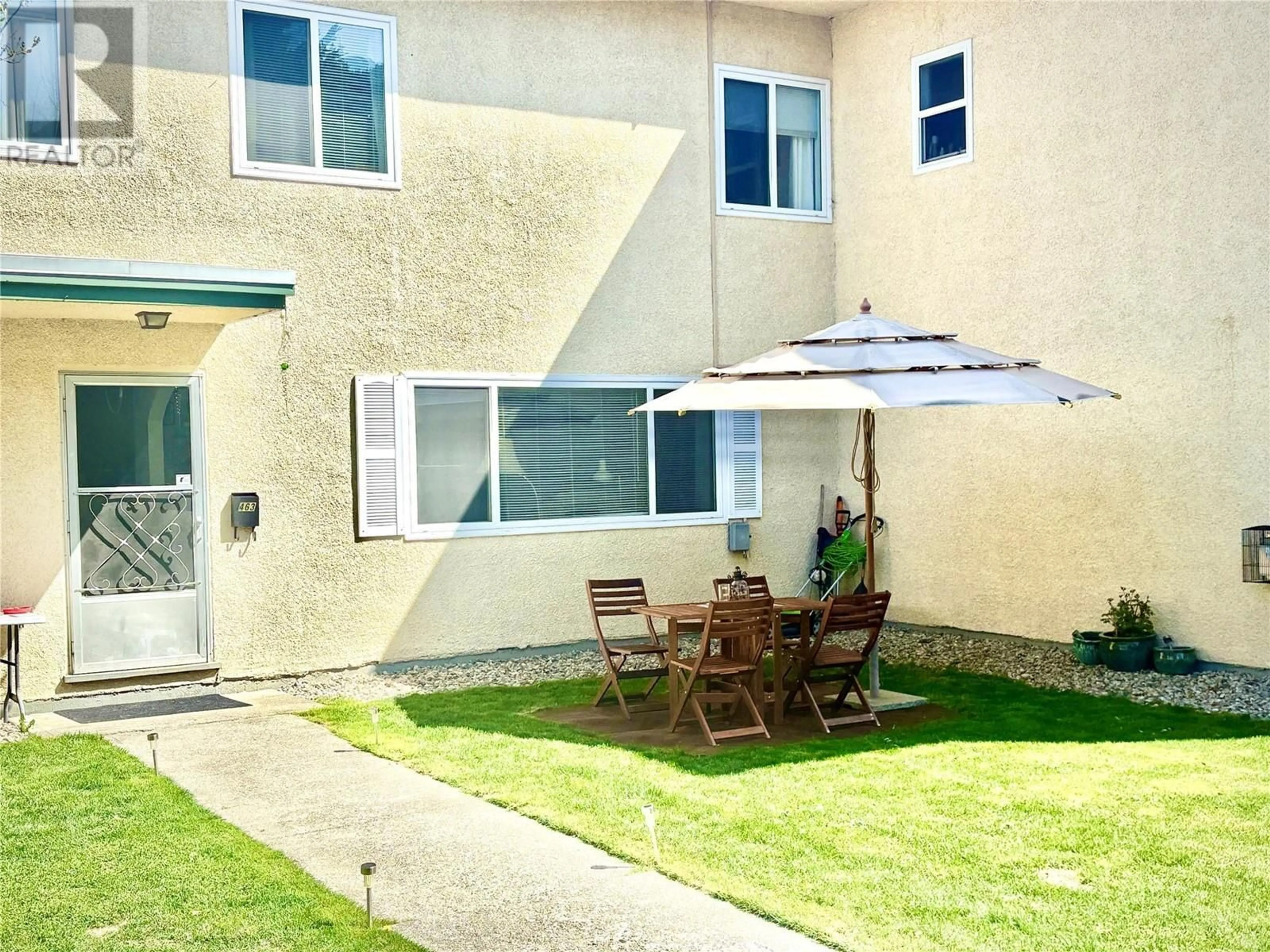 Patio, street for 463 WEST RICHARDS STREET, Nelson British Columbia V1L3K2