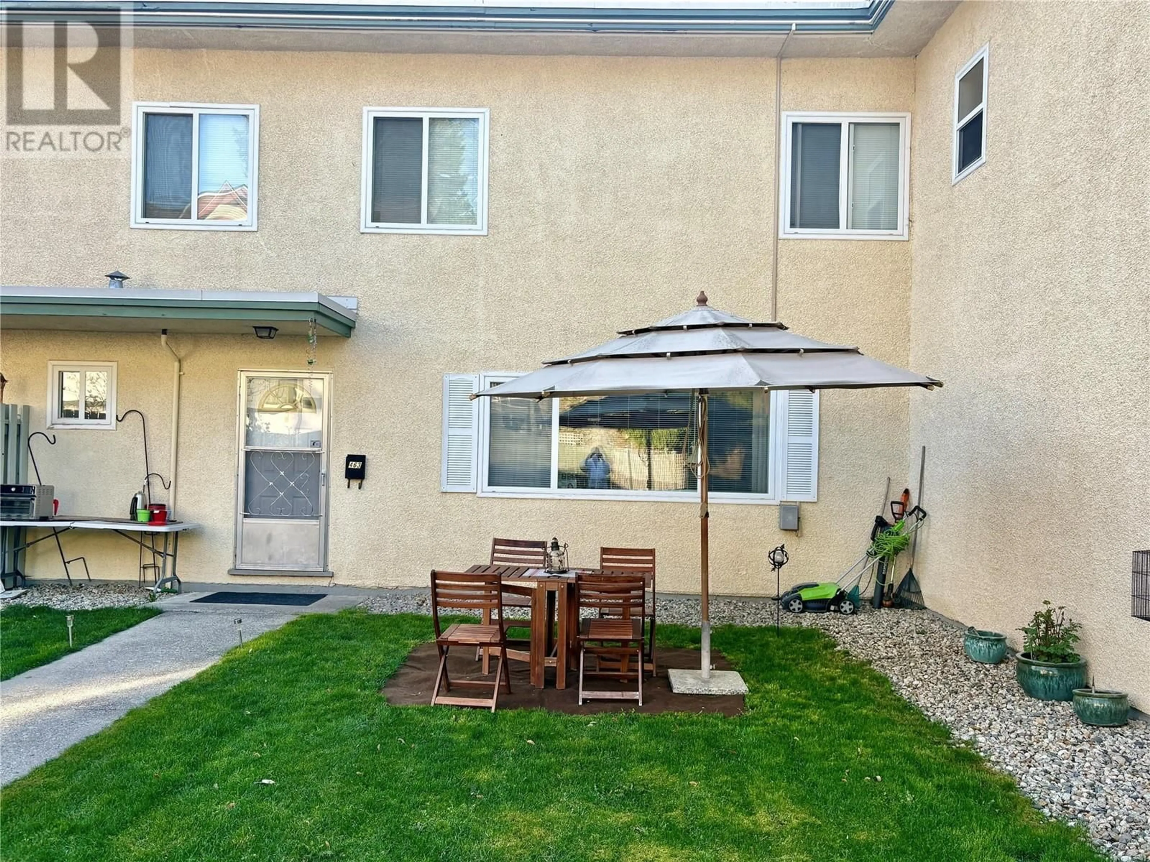 Patio, unknown for 463 WEST RICHARDS STREET, Nelson British Columbia V1L3K2