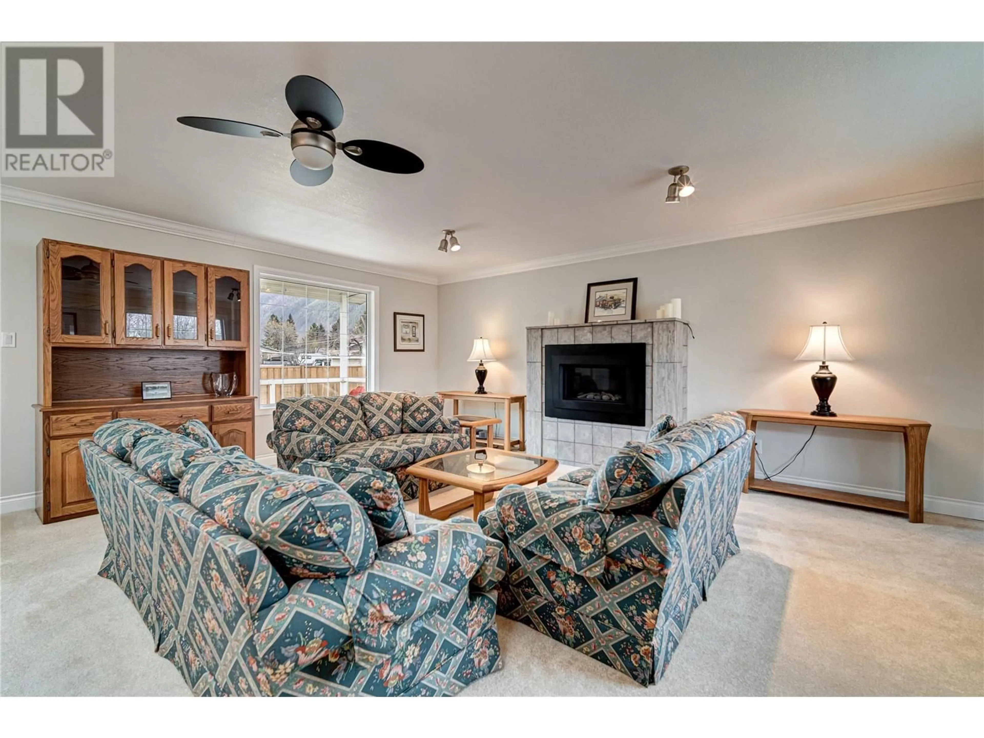 Living room with furniture, unknown for 467 ENGELMANN SPRUCE DRIVE, Sparwood British Columbia V0B2G1