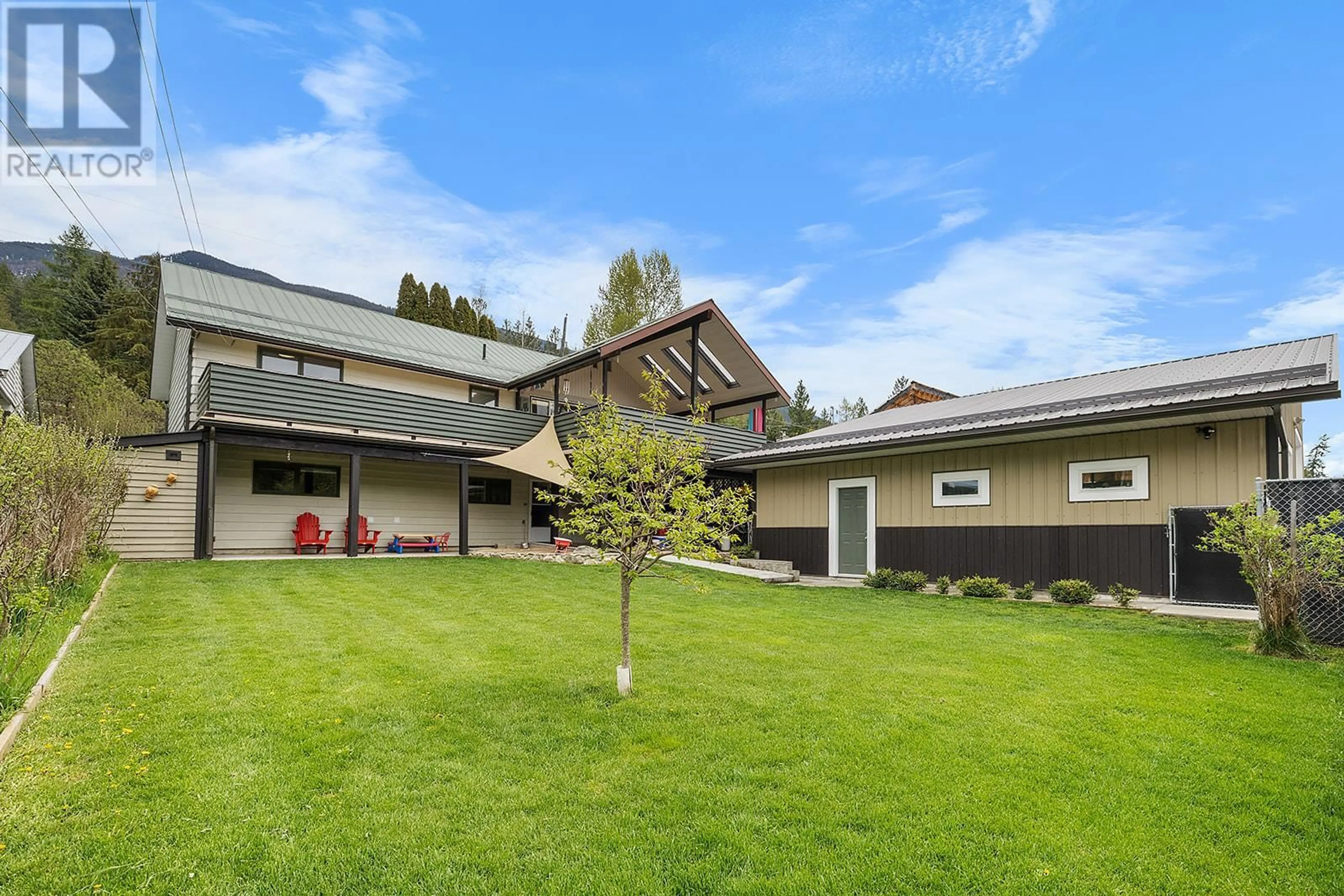 Unknown for 1629 AINSWORTH AVENUE, Riondel British Columbia V0B2B0
