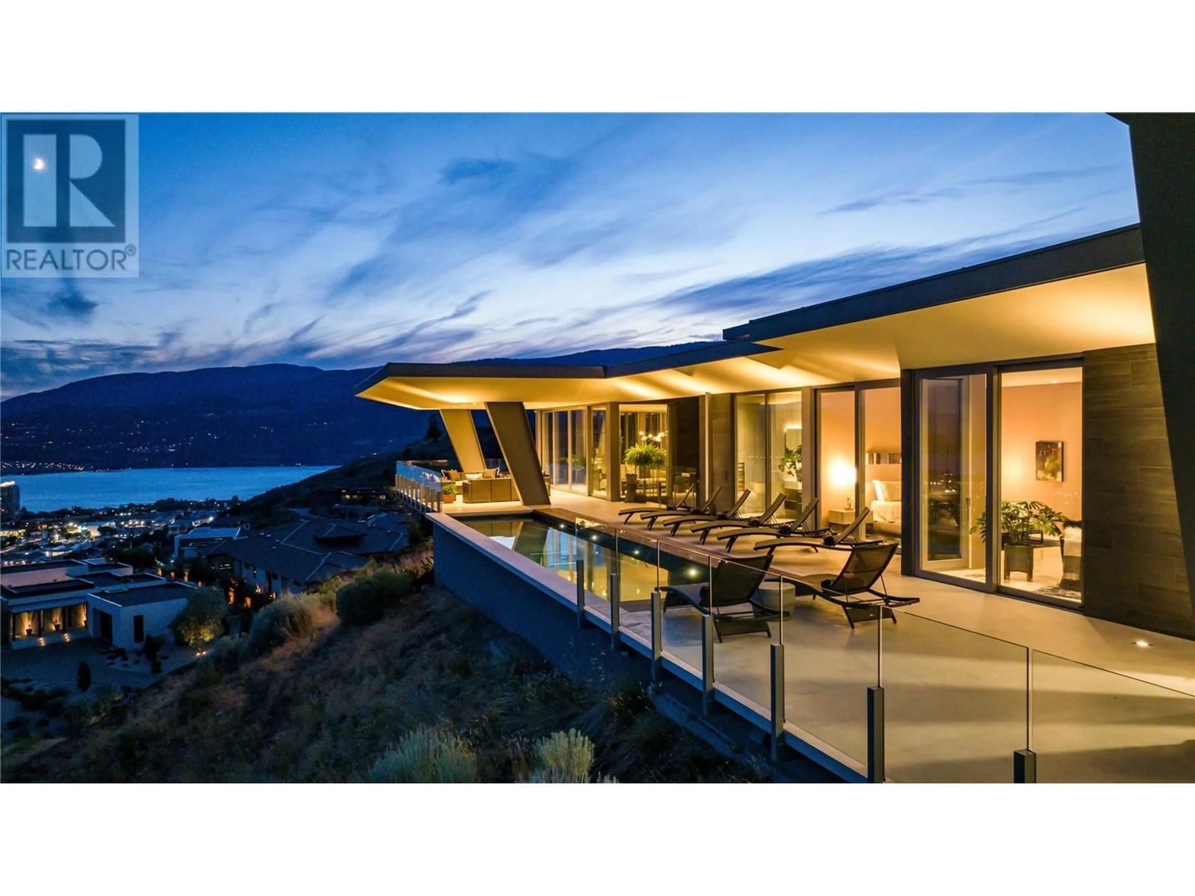 Patio, water/lake/river/ocean view for 764 ROCKCLIFFE PLACE, Kelowna British Columbia V1V2Y3