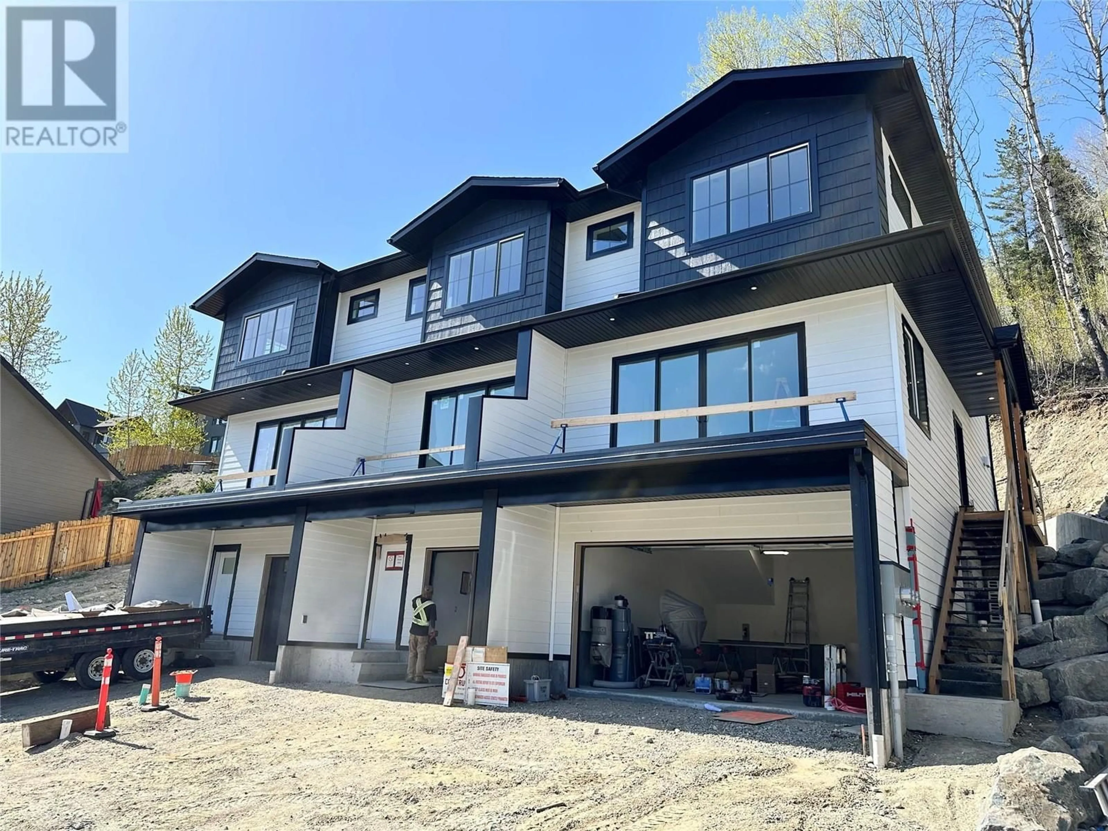 Unknown for 932-3 REDSTONE DRIVE, Rossland British Columbia V0G1Y0