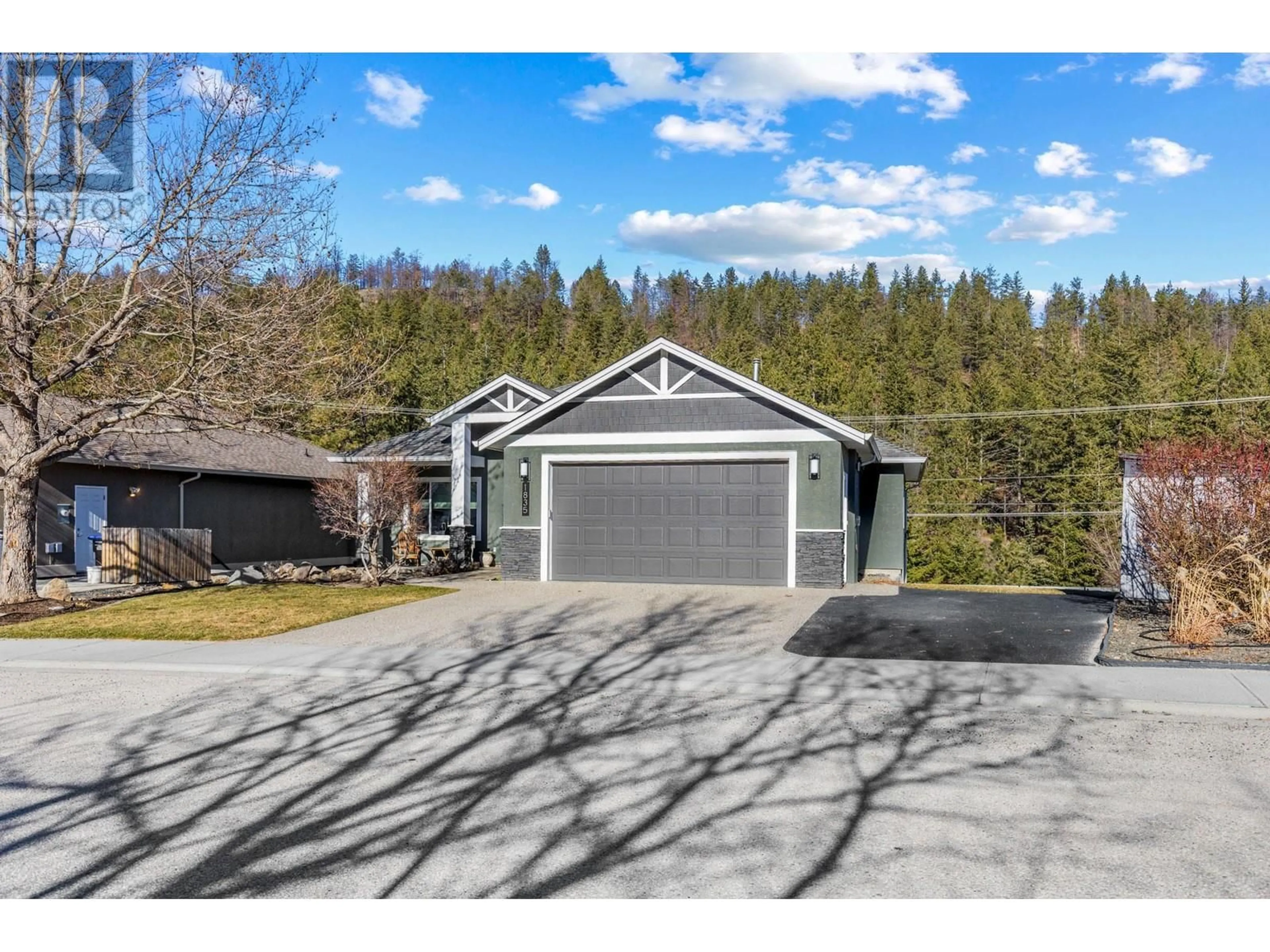 Unknown for 1835 PEAK POINT COURT, West Kelowna British Columbia V1Z4B4