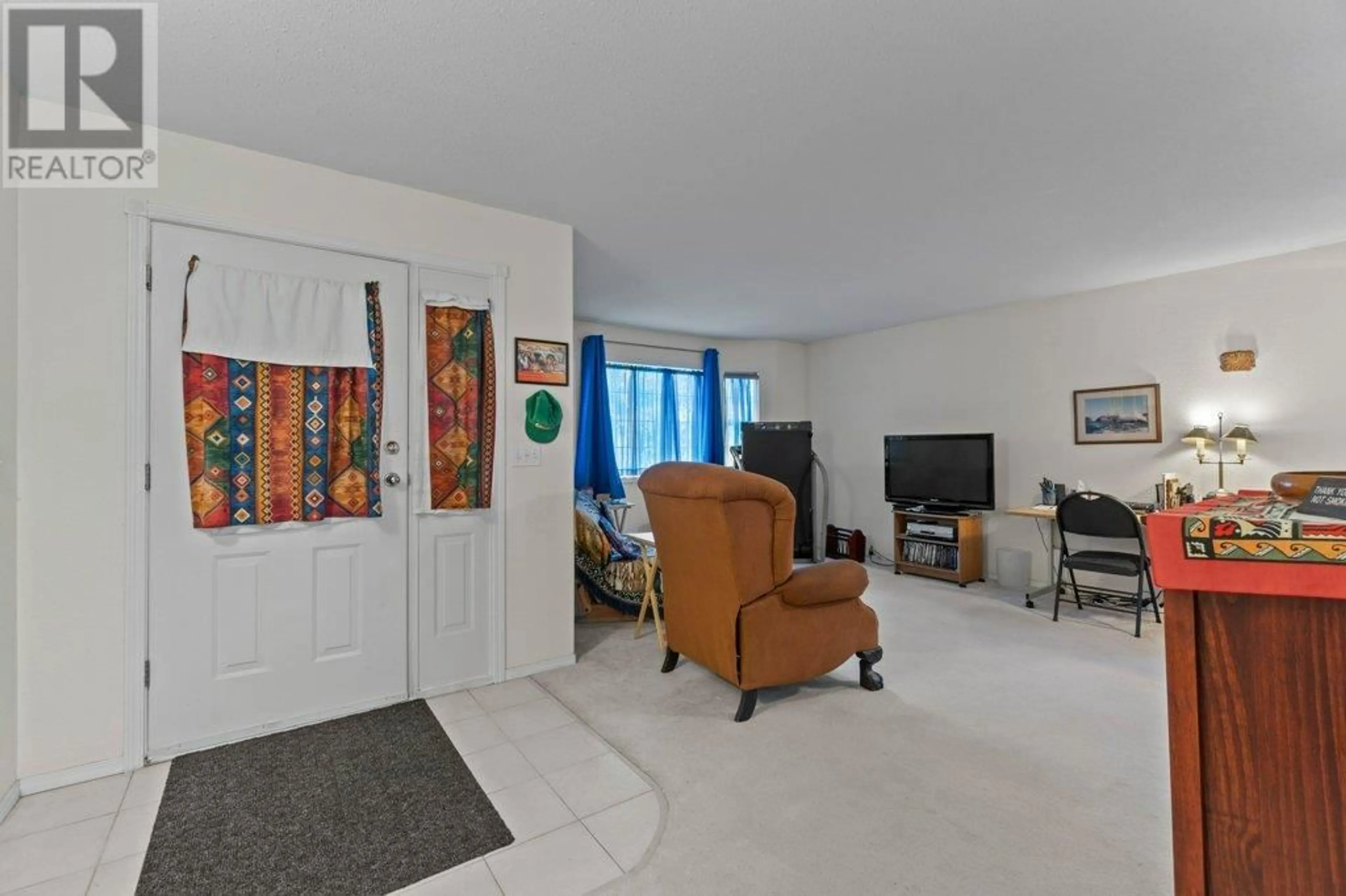 Unknown for 32 - 2592 ALPEN PARADIES ROAD, Blind Bay British Columbia V0E1H1