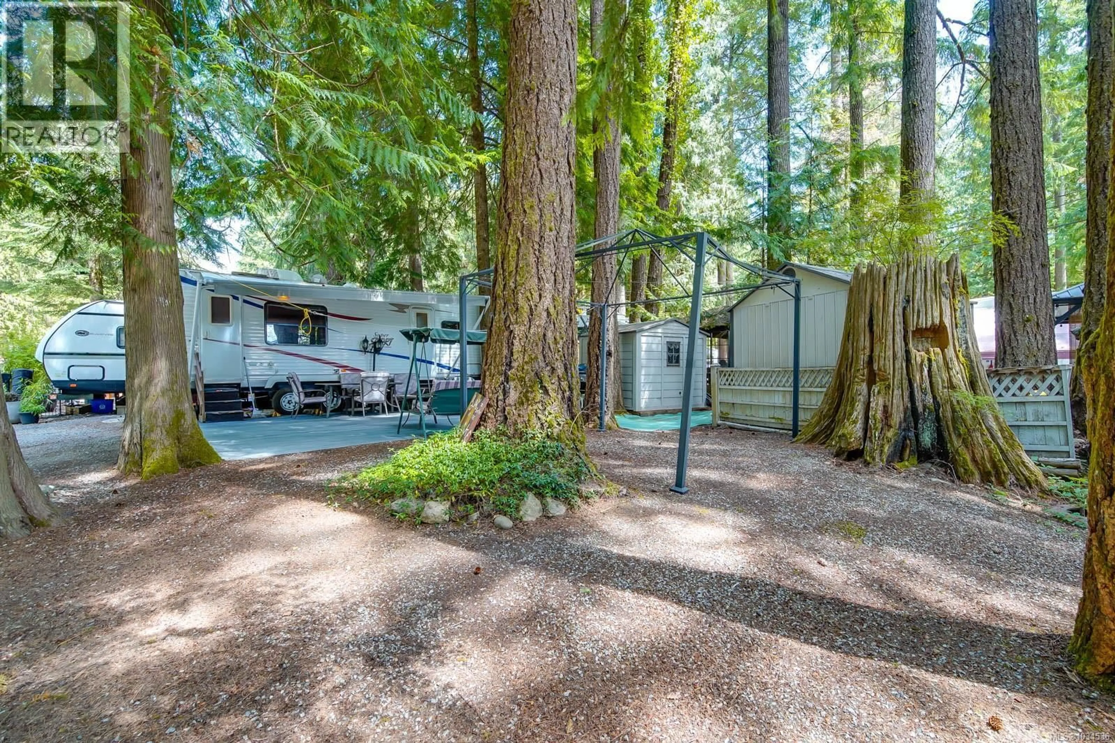 Patio, forest/trees view for B7 - 10324 LAKESHORE ROAD, Port Alberni British Columbia V9Y8Z6