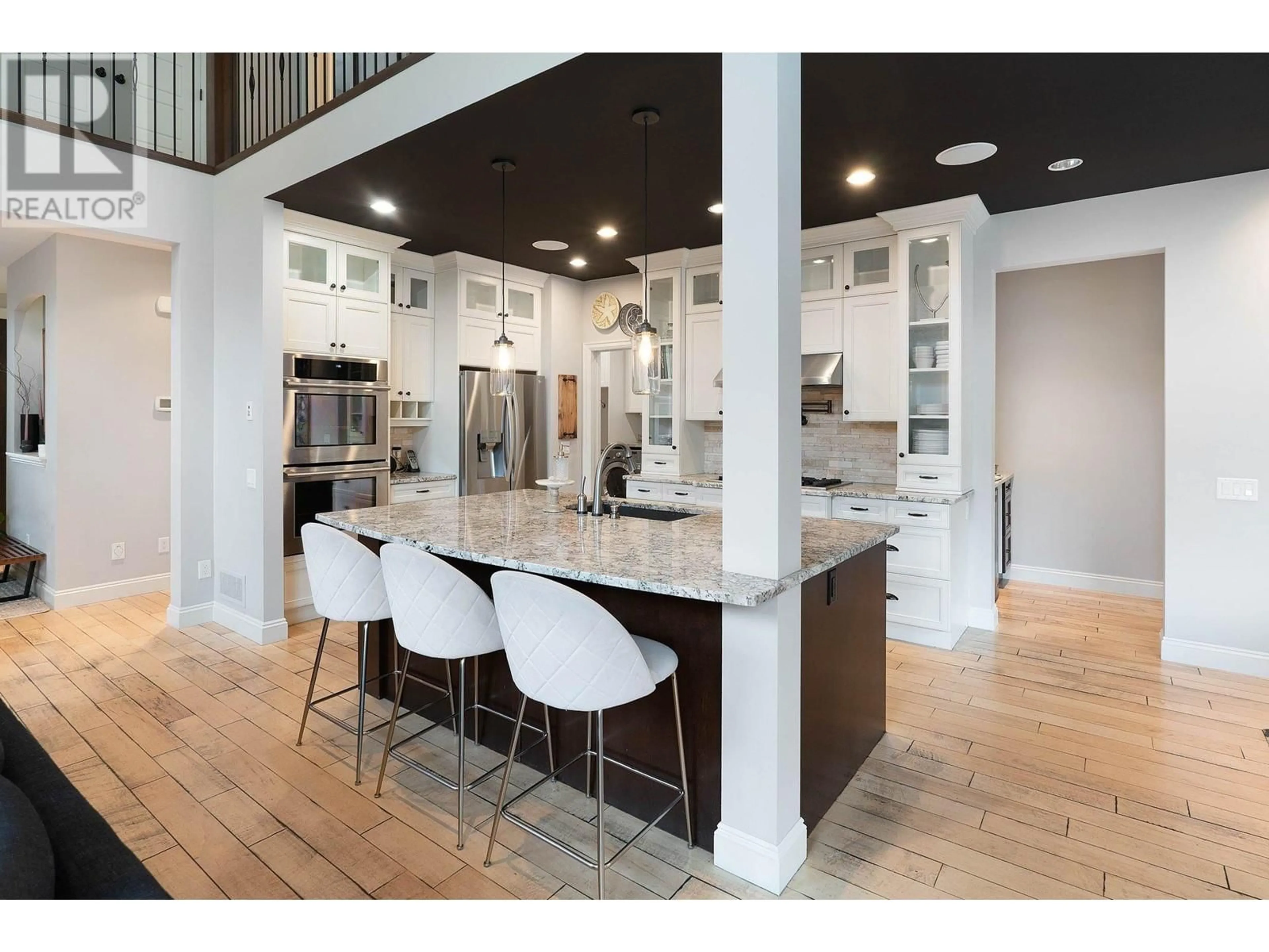 Open concept kitchen, unknown for 1982 HIDDEN RIDGE PLACE, Kelowna British Columbia V1V2X8