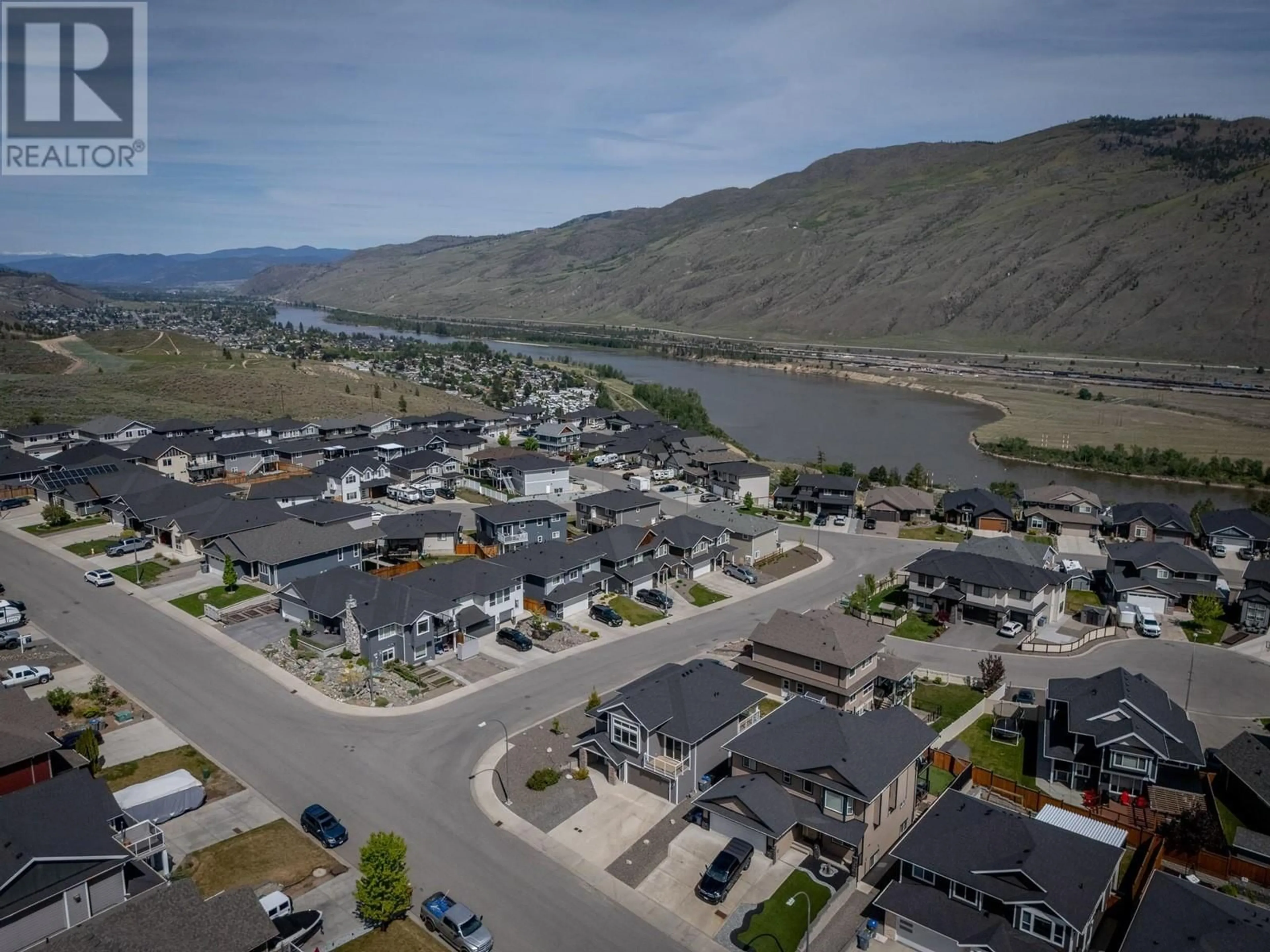 A pic from outside/outdoor area/front of a property/back of a property/a pic from drone, unknown for 2198 SADDLEBACK DRIVE, Kamloops British Columbia V2B0G7