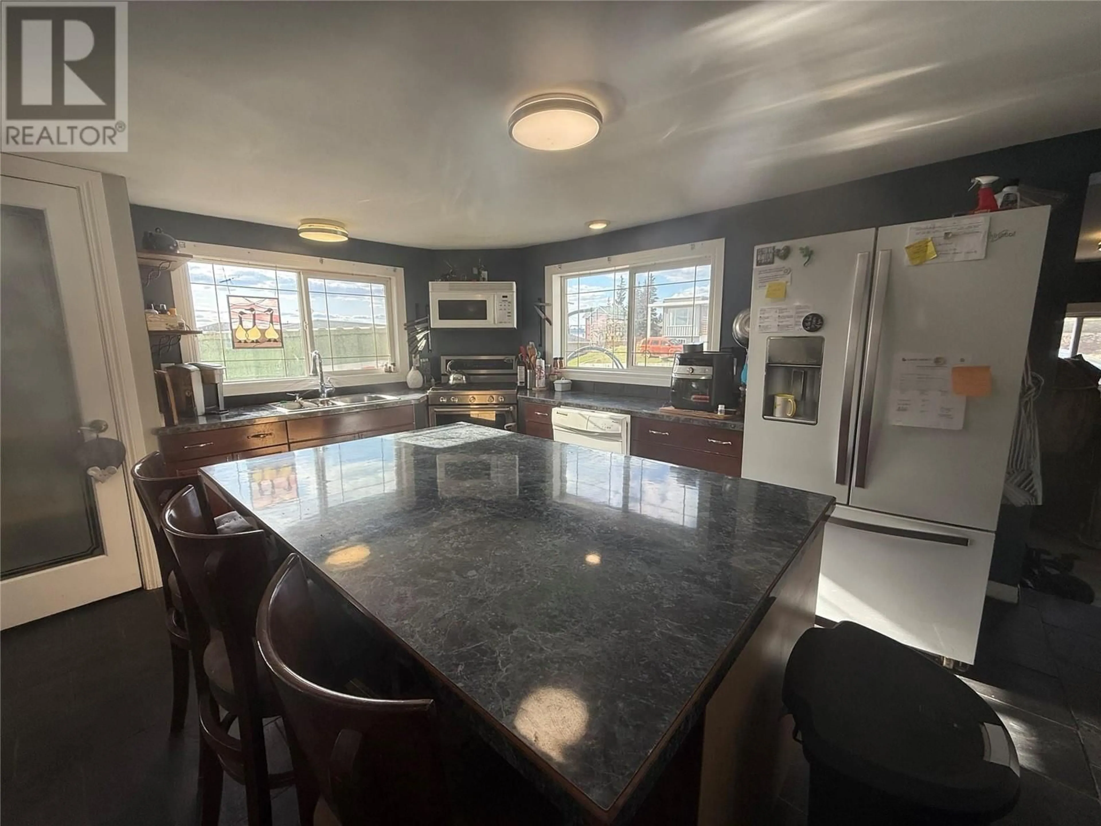 A pic of a room for 705 100A AVENUE, Dawson Creek British Columbia V1G1X8