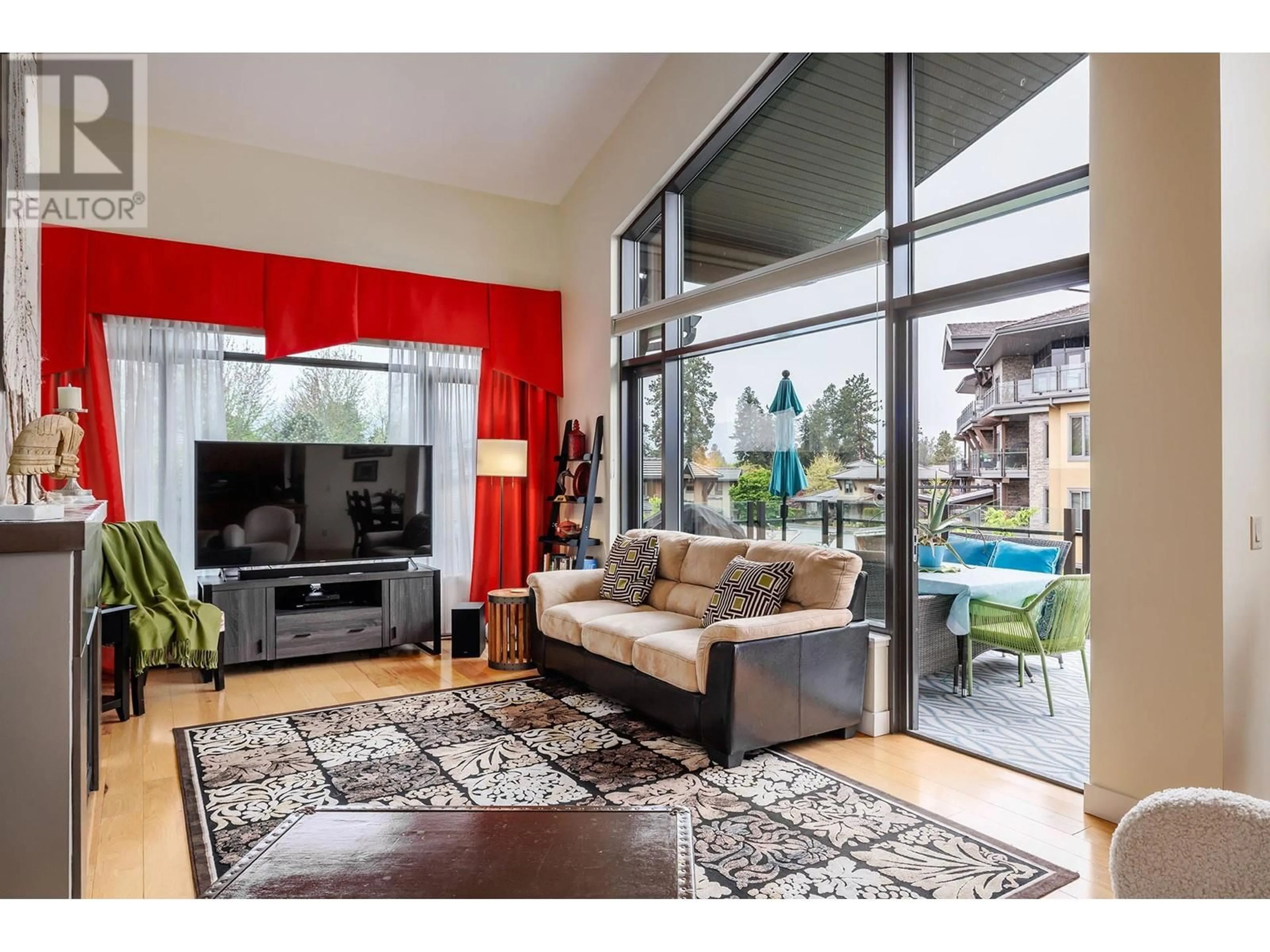 Living room with furniture, unknown for 213 - 600 SARSONS ROAD, Kelowna British Columbia V1W5H5