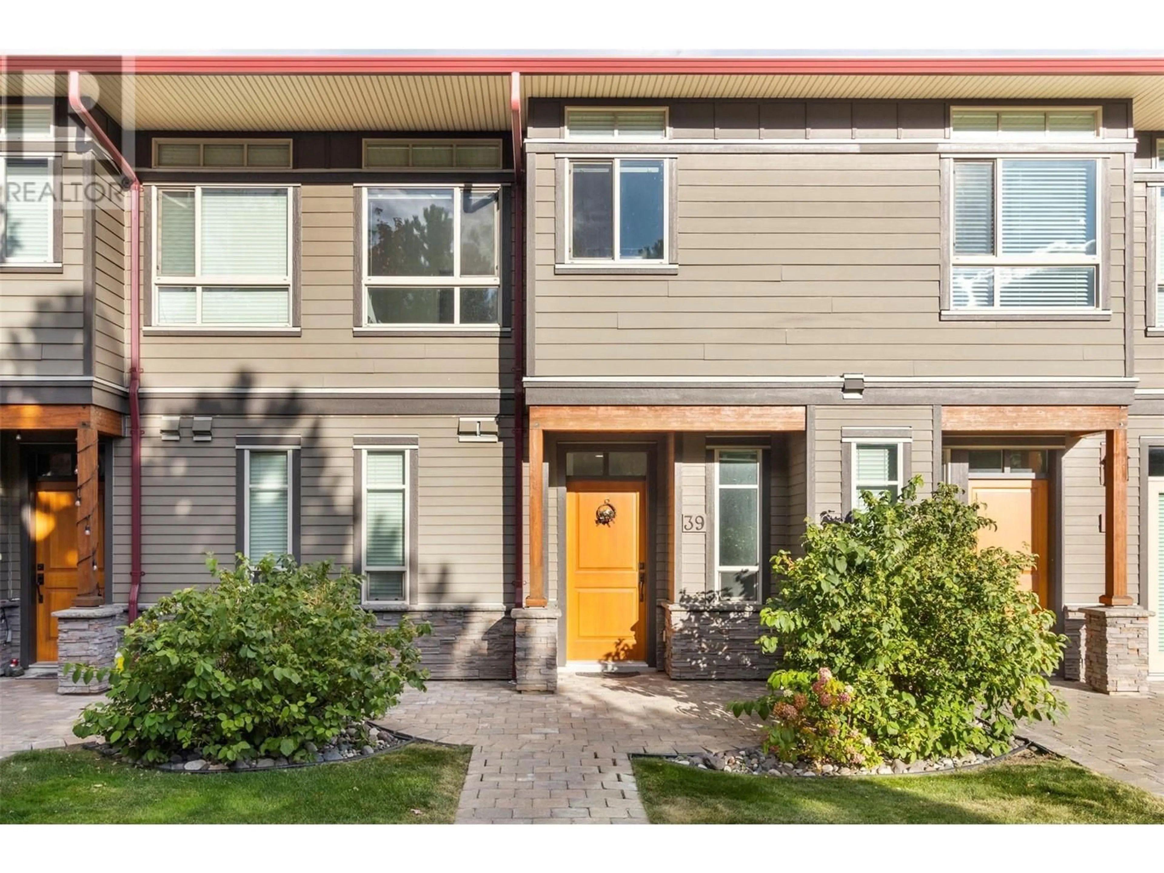 Home with brick exterior material, street for 39 - 175 HOLLOWAY DRIVE, Kamloops British Columbia V1S0B2