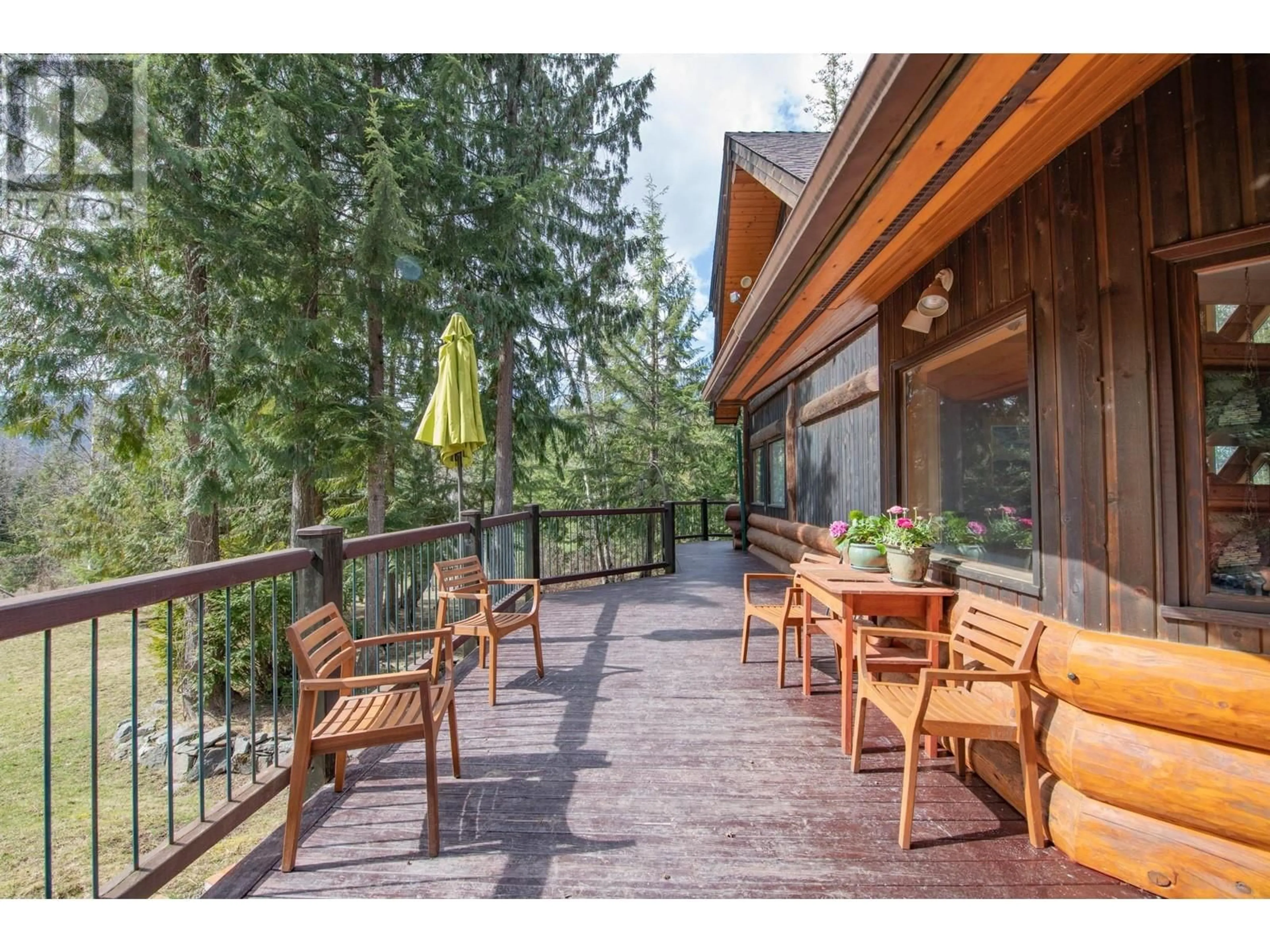 Patio, unknown for 1195 SUGAR LAKE ROAD, Cherryville British Columbia V0E2G2