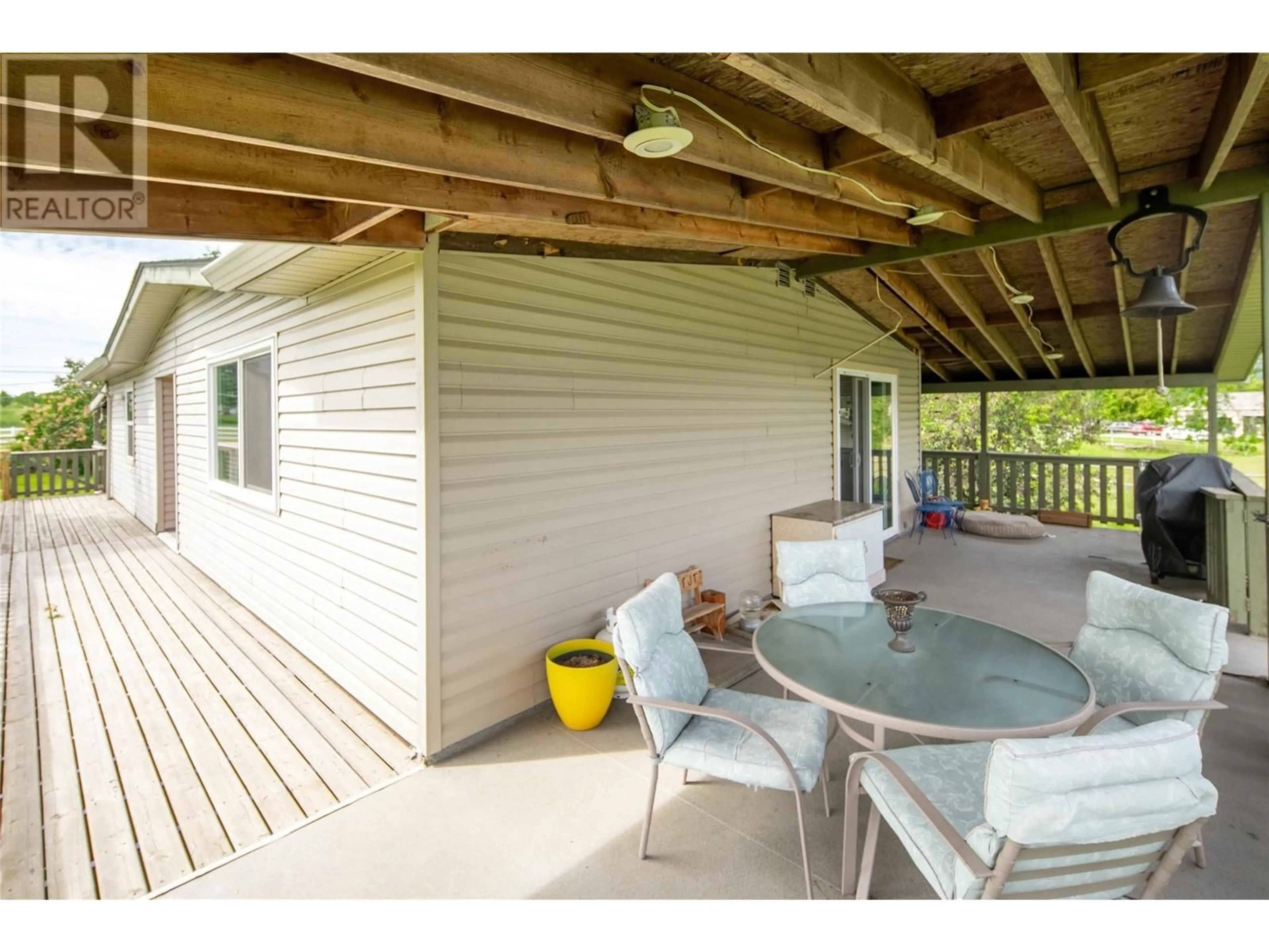 Patio, water/lake/river/ocean view for 4816 SOUTH GRANDVIEW FLATS ROAD, Armstrong British Columbia V0E1B5