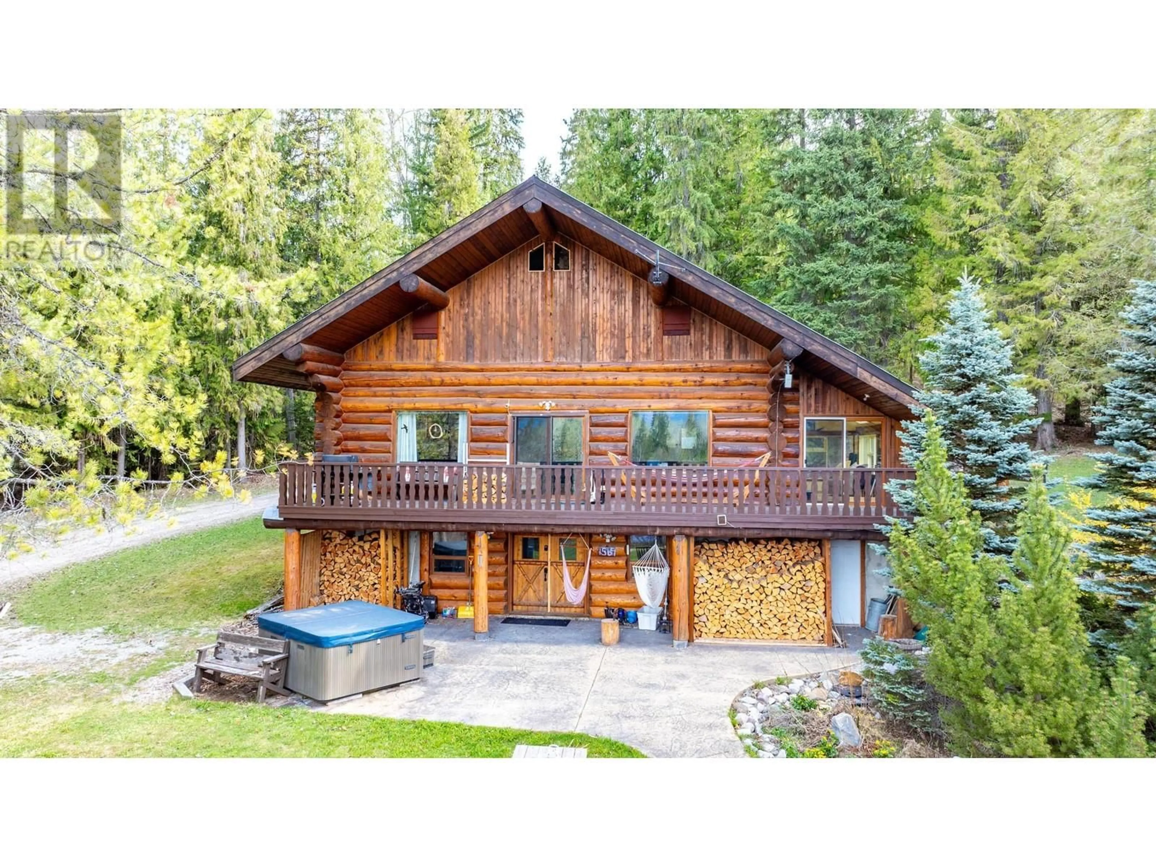 A pic from outside/outdoor area/front of a property/back of a property/a pic from drone, unknown for 1569 HARTLEY ROAD, Golden British Columbia V0A1H1