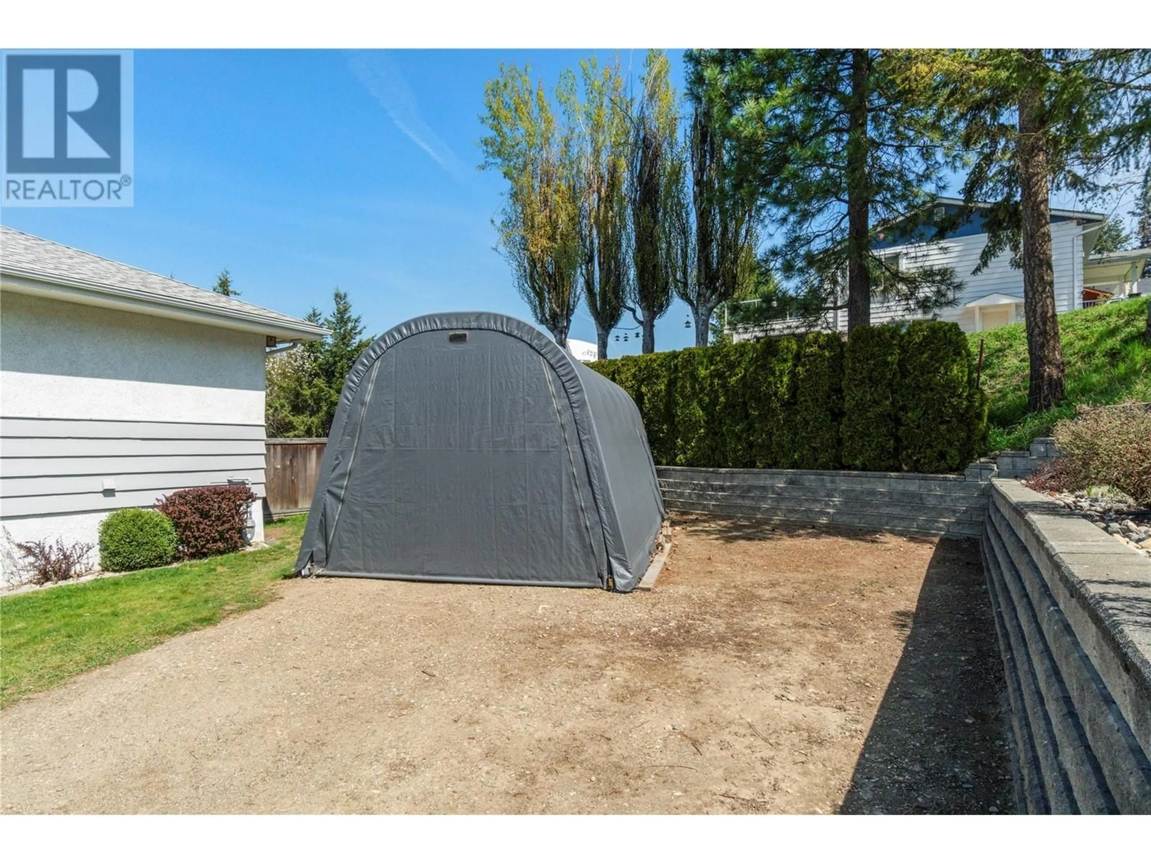 Shed for 1290 15 STREET SOUTHEAST, Salmon Arm British Columbia V1E2G8