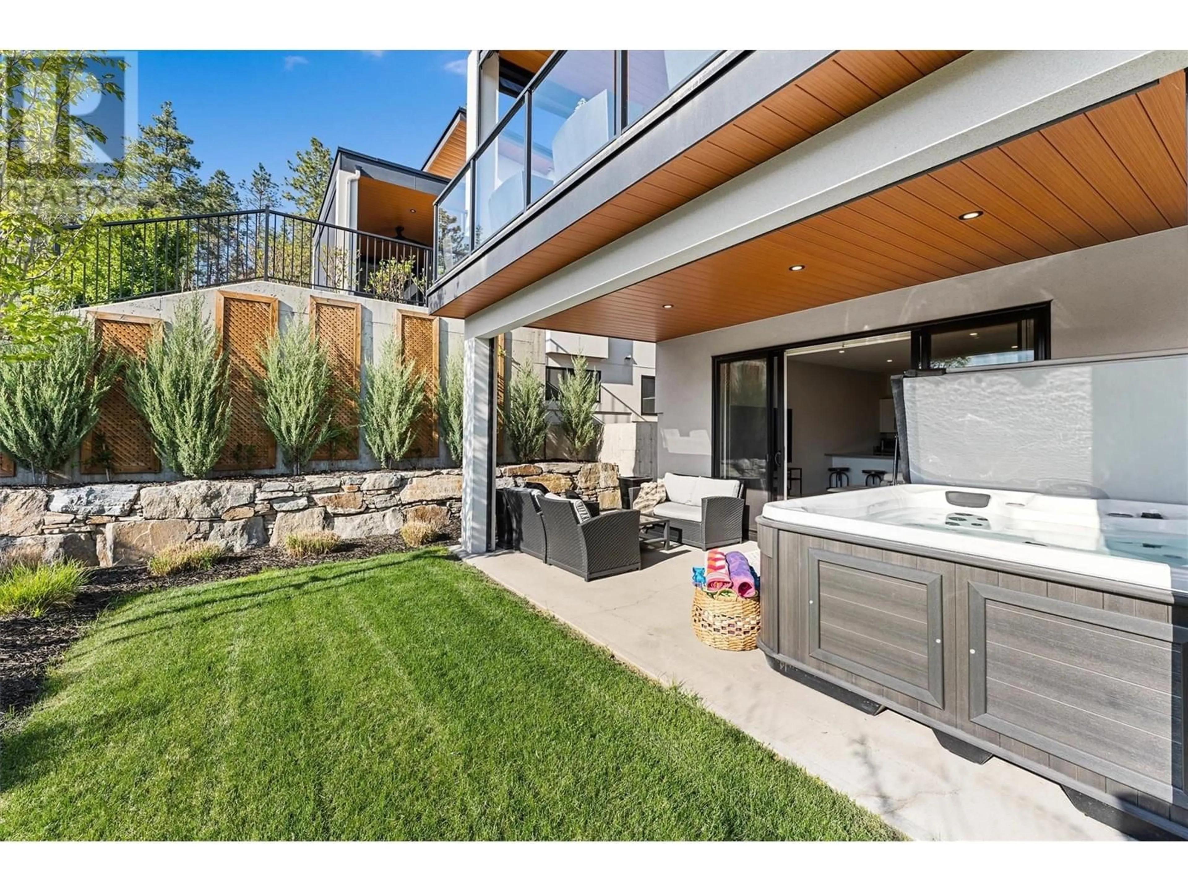 Patio, unknown for 4 - 10100 TYNDALL ROAD, Lake Country British Columbia V4V0A9