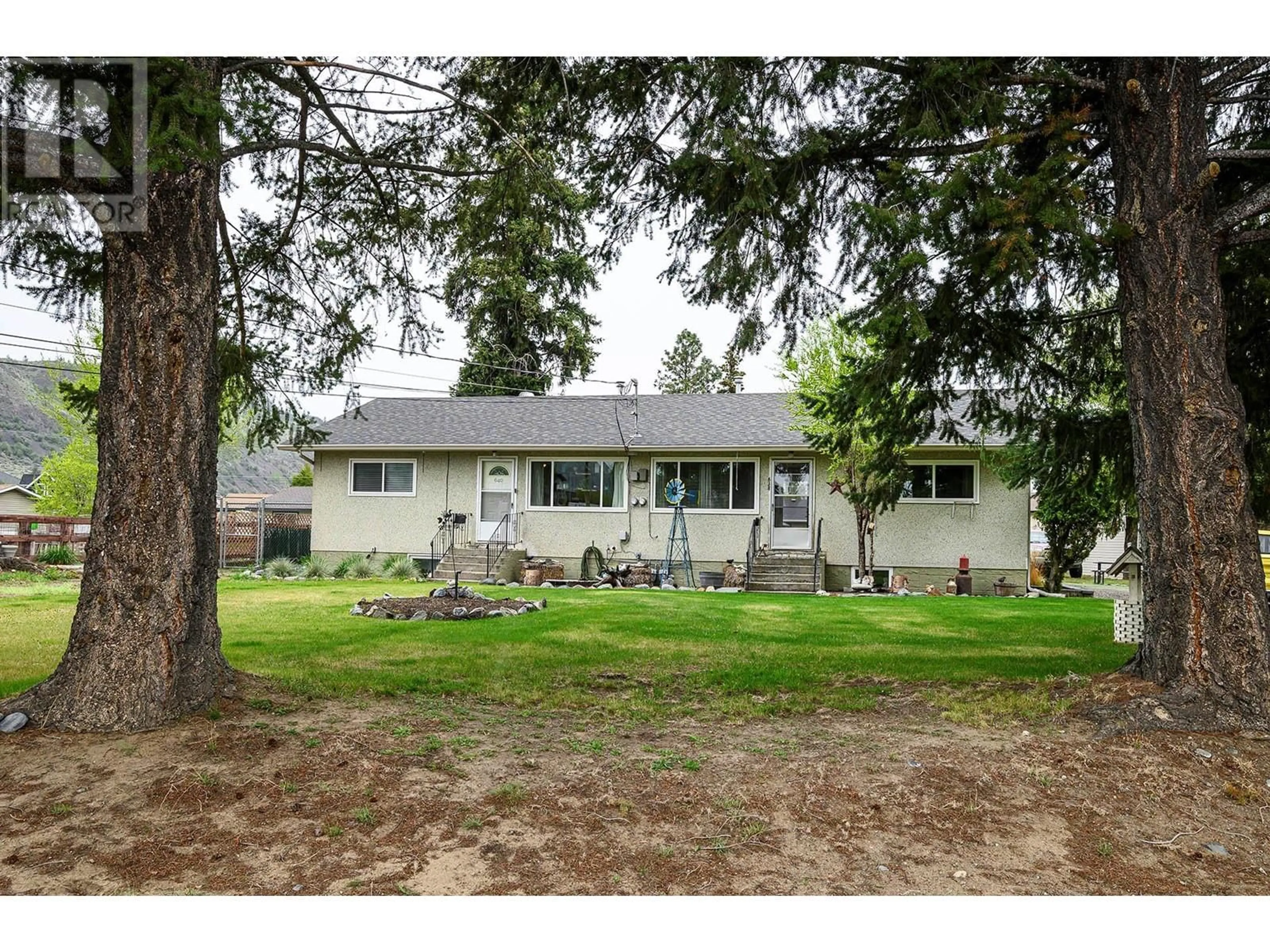 A pic from outside/outdoor area/front of a property/back of a property/a pic from drone, unknown for 638/640 REEMON DRIVE, Kamloops British Columbia V2B6T1