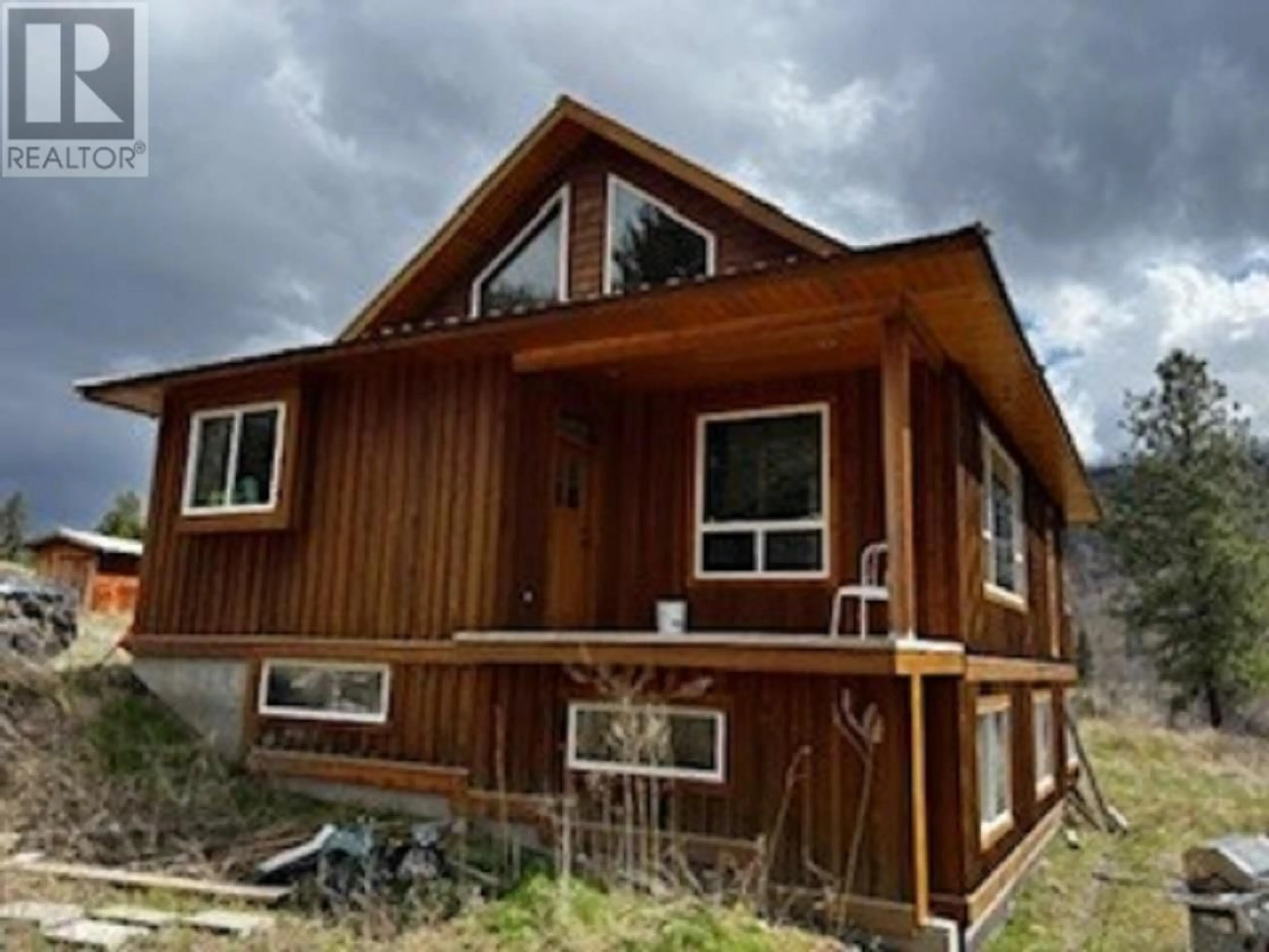 Home with vinyl exterior material, building for 1600 LOON LAKE ROAD, Cache Creek British Columbia V0K1H0