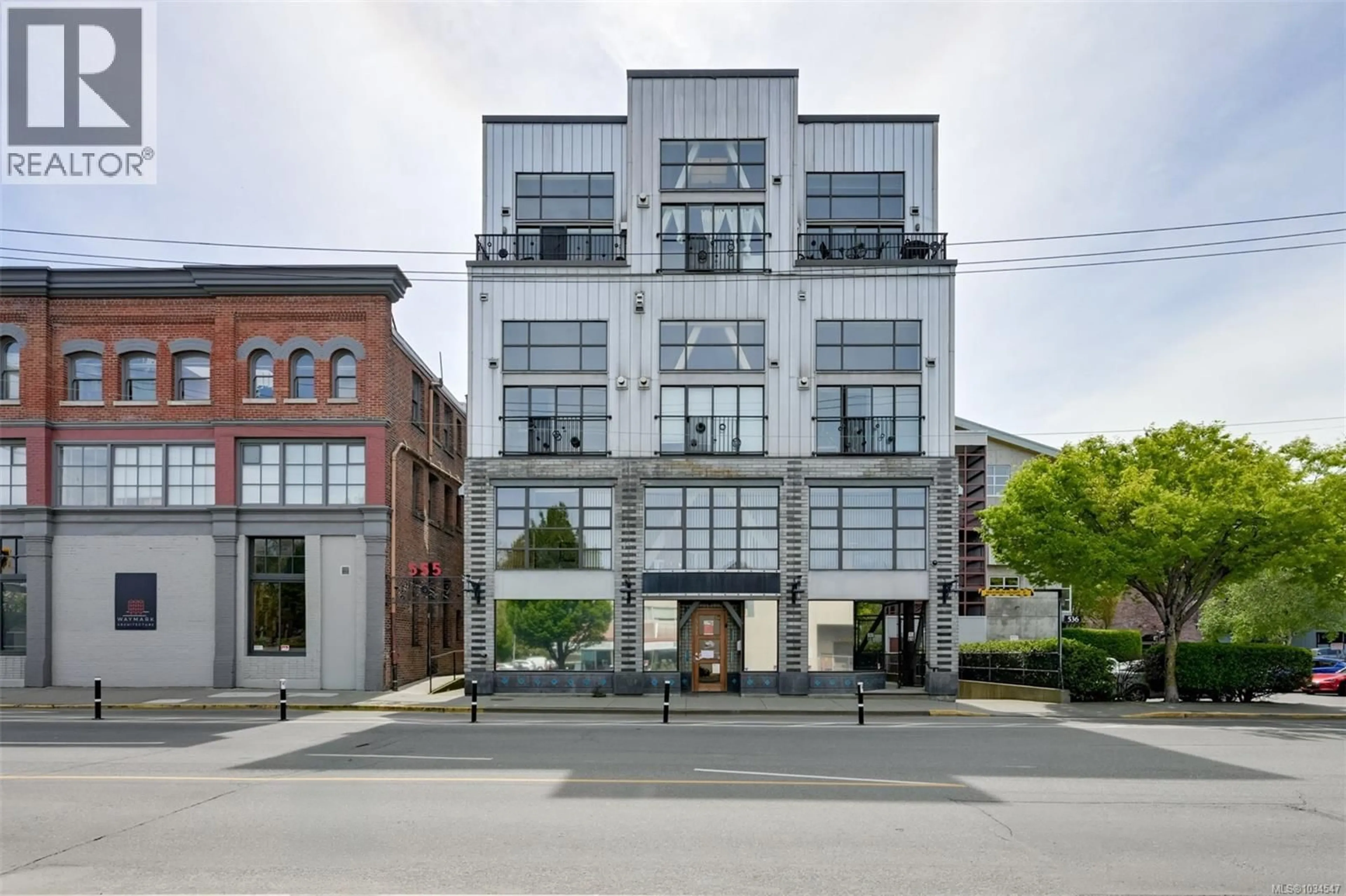 Unknown for 401 - 555 CHATHAM STREET, Victoria British Columbia V8T1E1