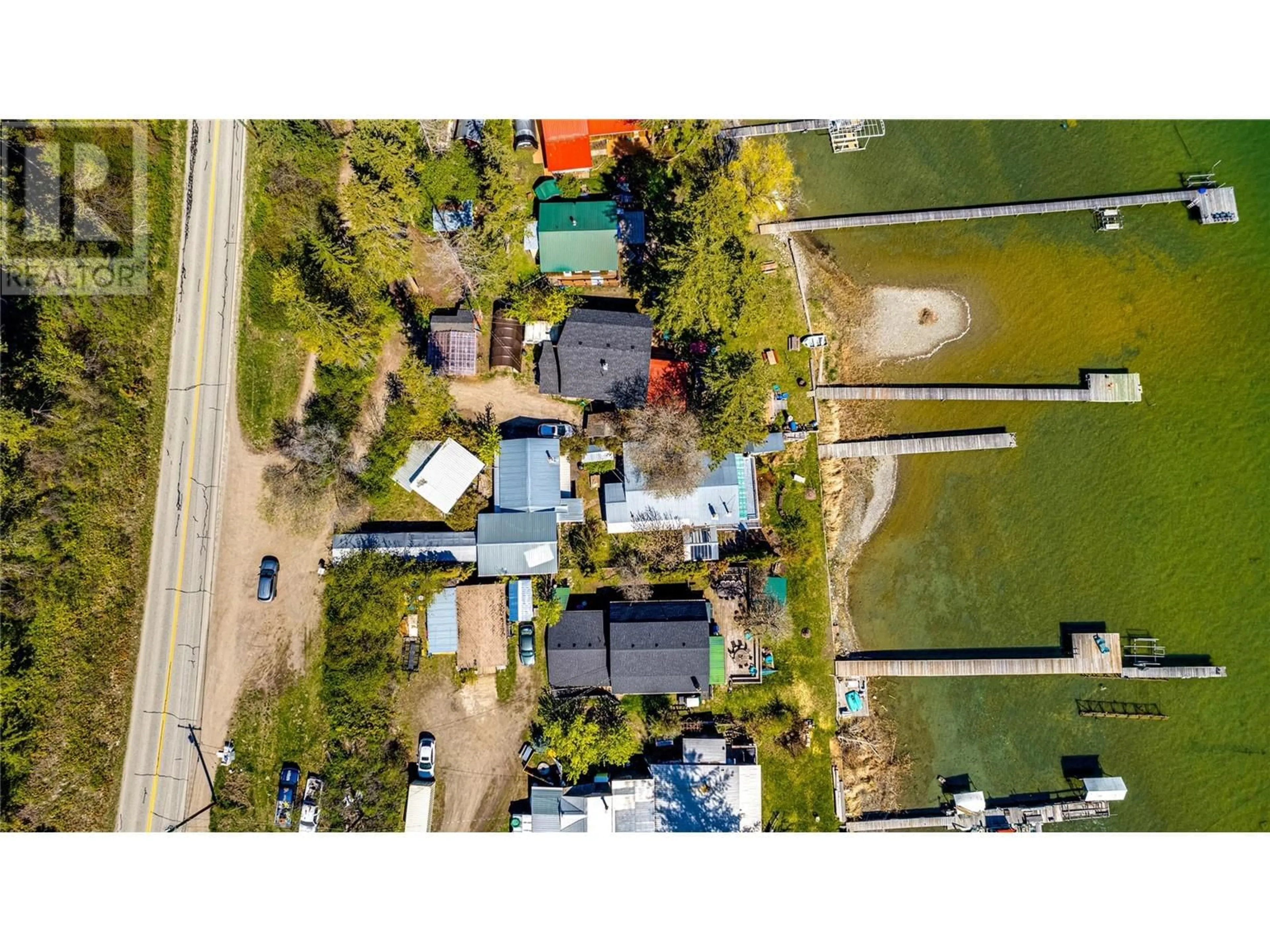 A pic from outside/outdoor area/front of a property/back of a property/a pic from drone, street for 121 ROBINS NEST ROAD, Vernon British Columbia V1H2H1