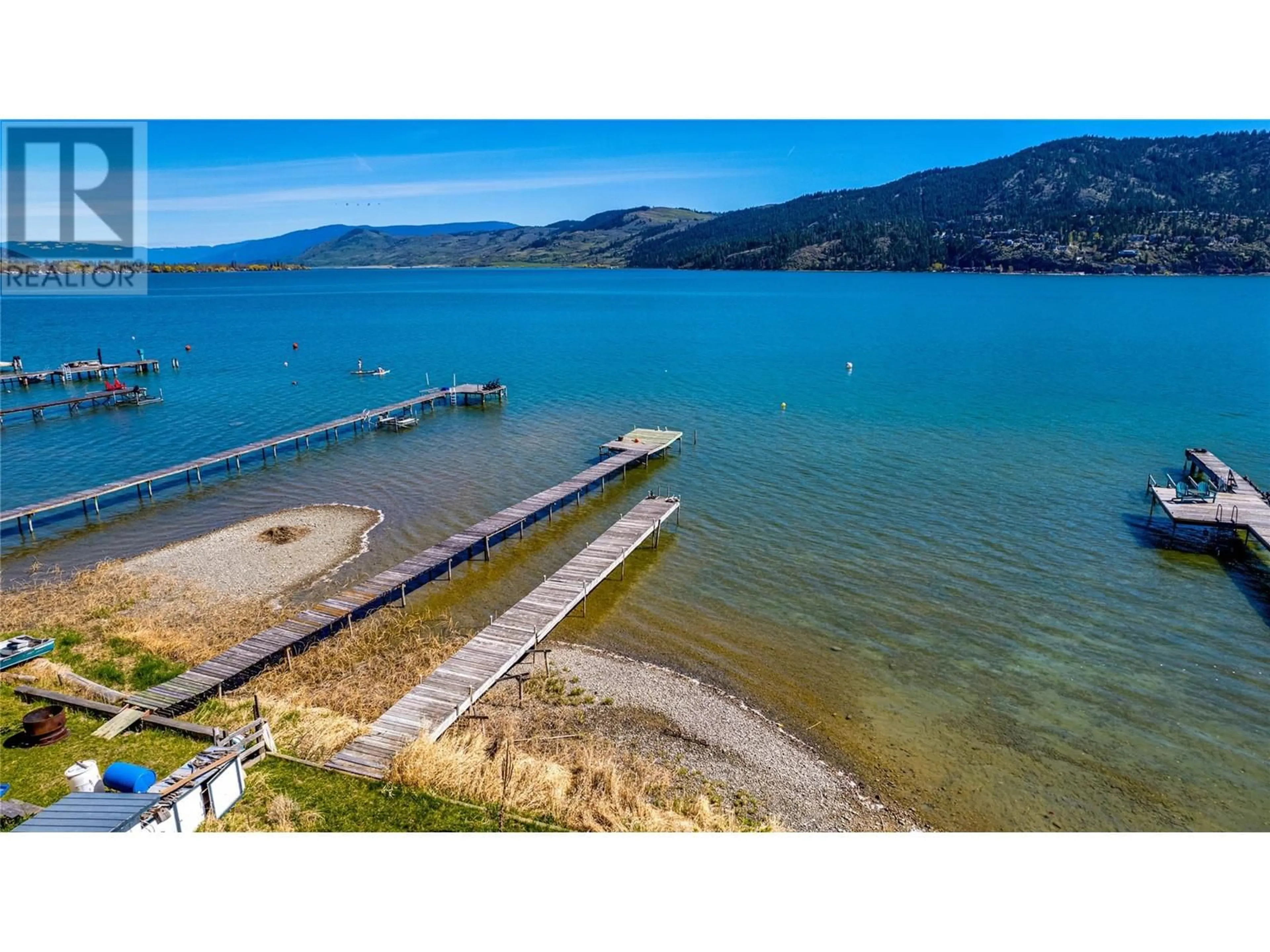 A pic from outside/outdoor area/front of a property/back of a property/a pic from drone, water/lake/river/ocean view for 121 ROBINS NEST ROAD, Vernon British Columbia V1H2H1