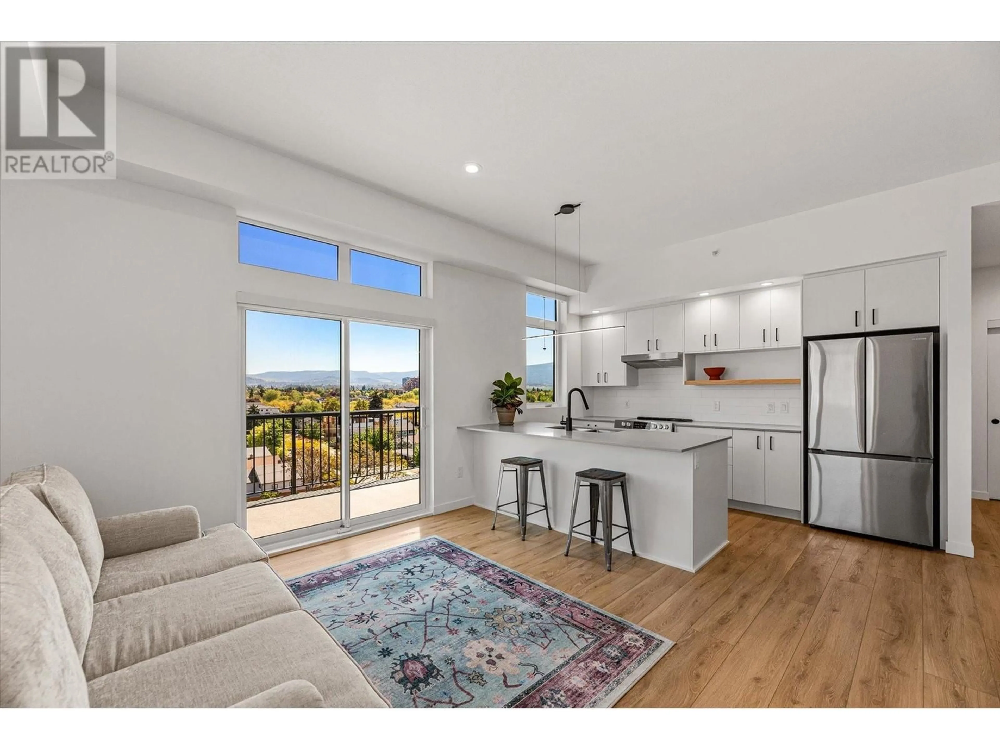 Open concept kitchen, unknown for 605 - 660 CAWSTON AVENUE, Kelowna British Columbia V1Y6Z4