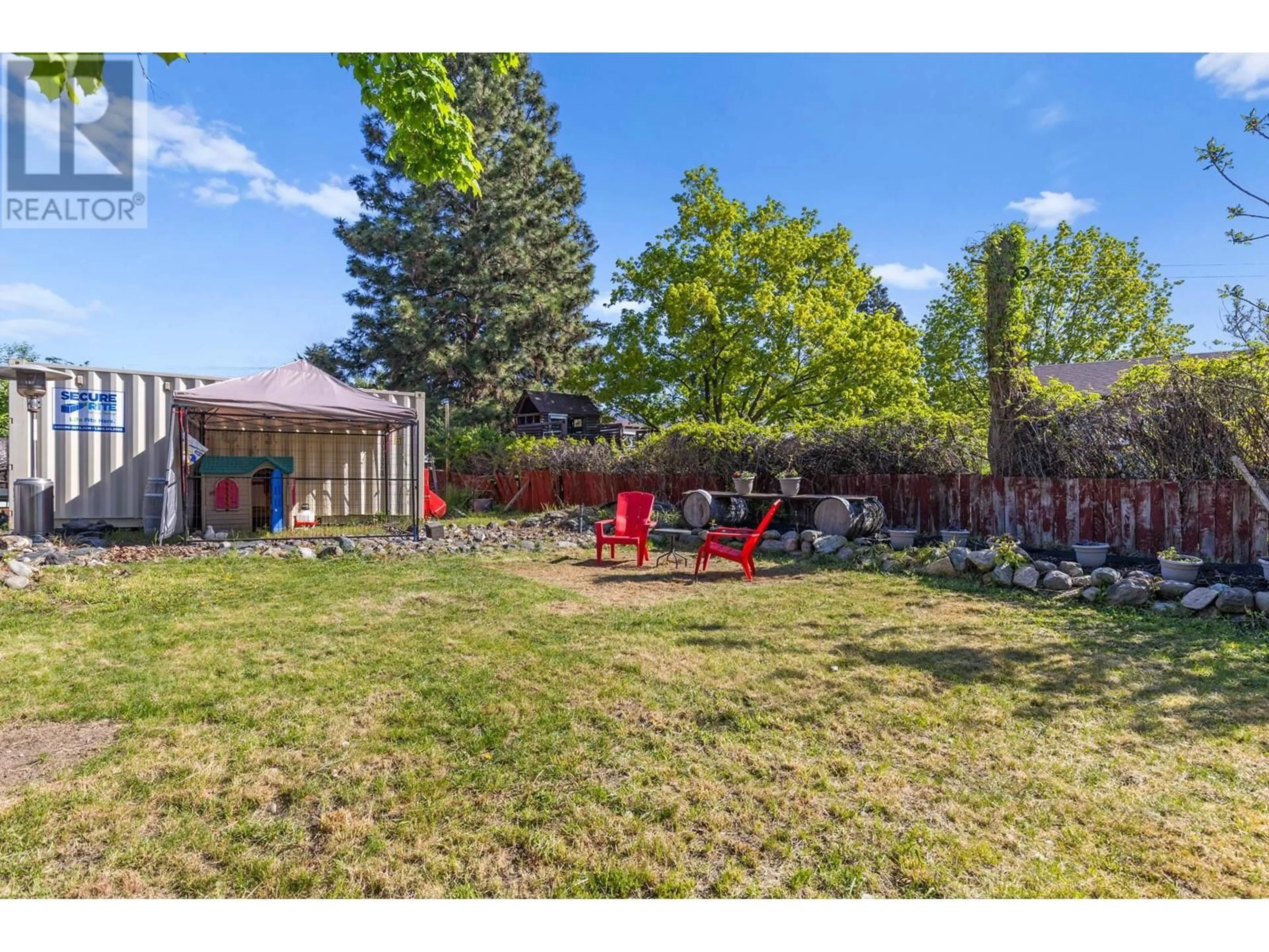 Patio, unknown for 935 KNORR ROAD, Kelowna British Columbia V1X3G9