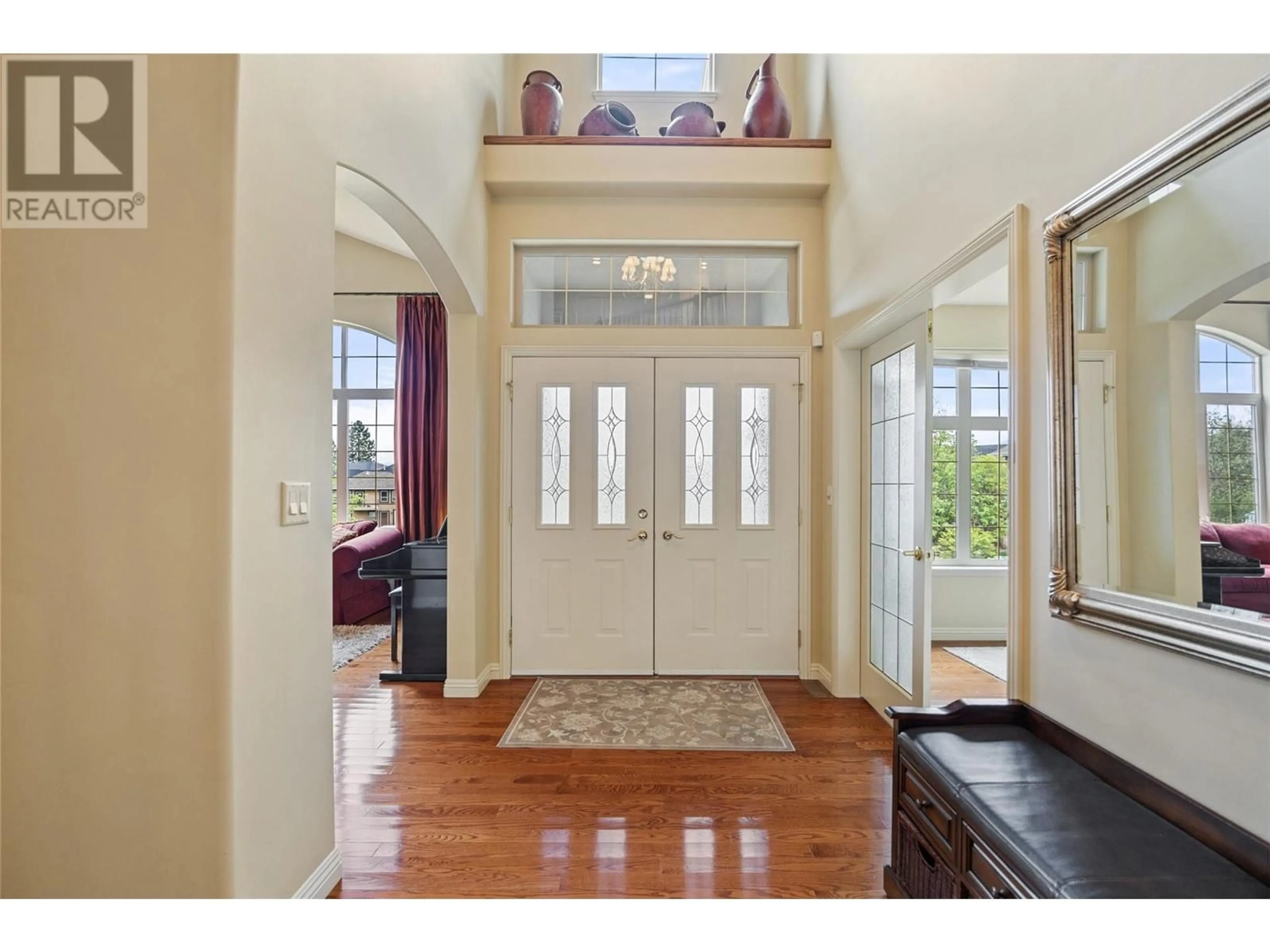 Indoor entryway for 456 AZURE PLACE, Kamloops British Columbia V2E2R1