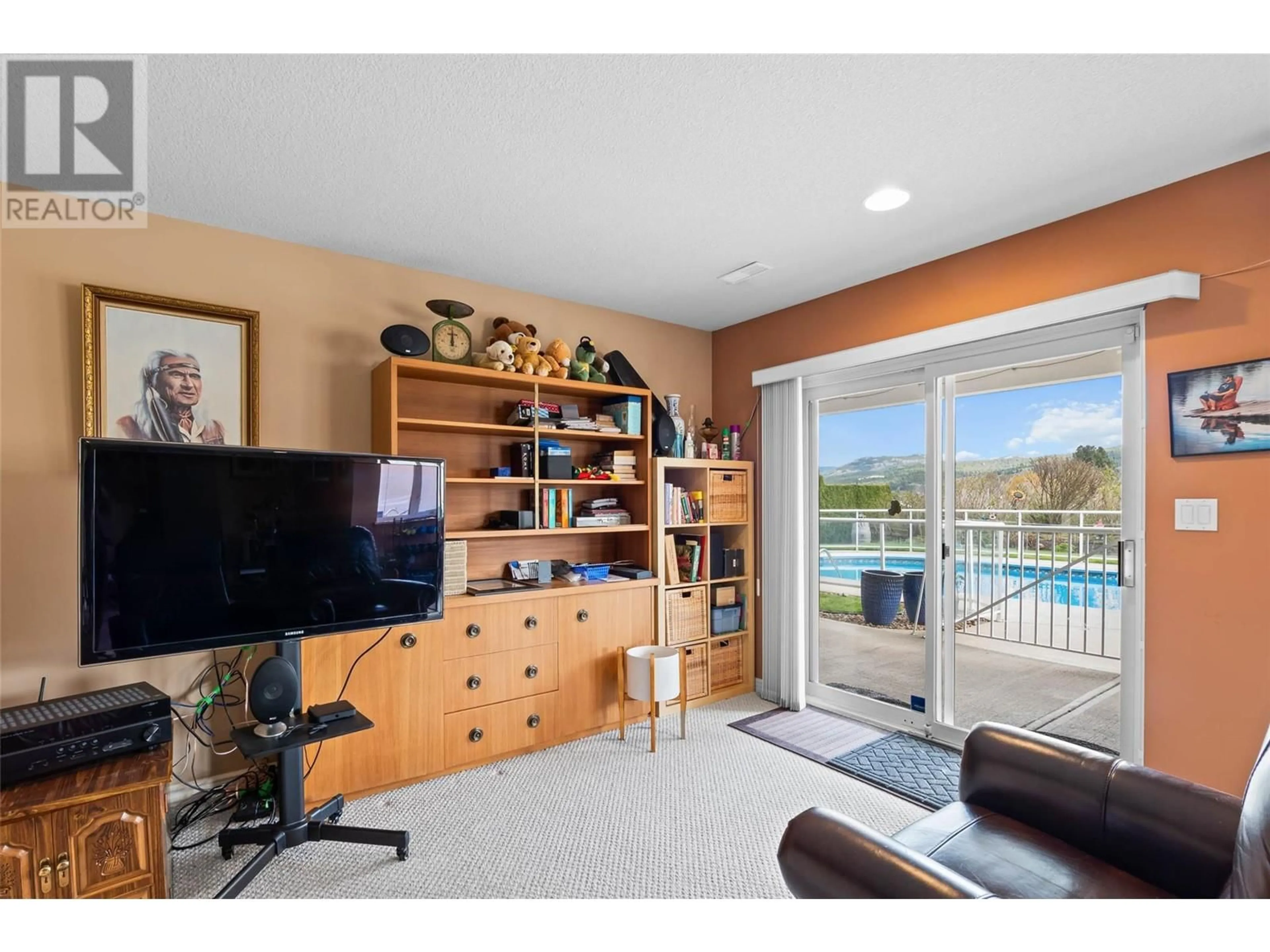 Living room with furniture, unknown for 3460 NAVATANEE DRIVE, Kamloops British Columbia V2H1S1