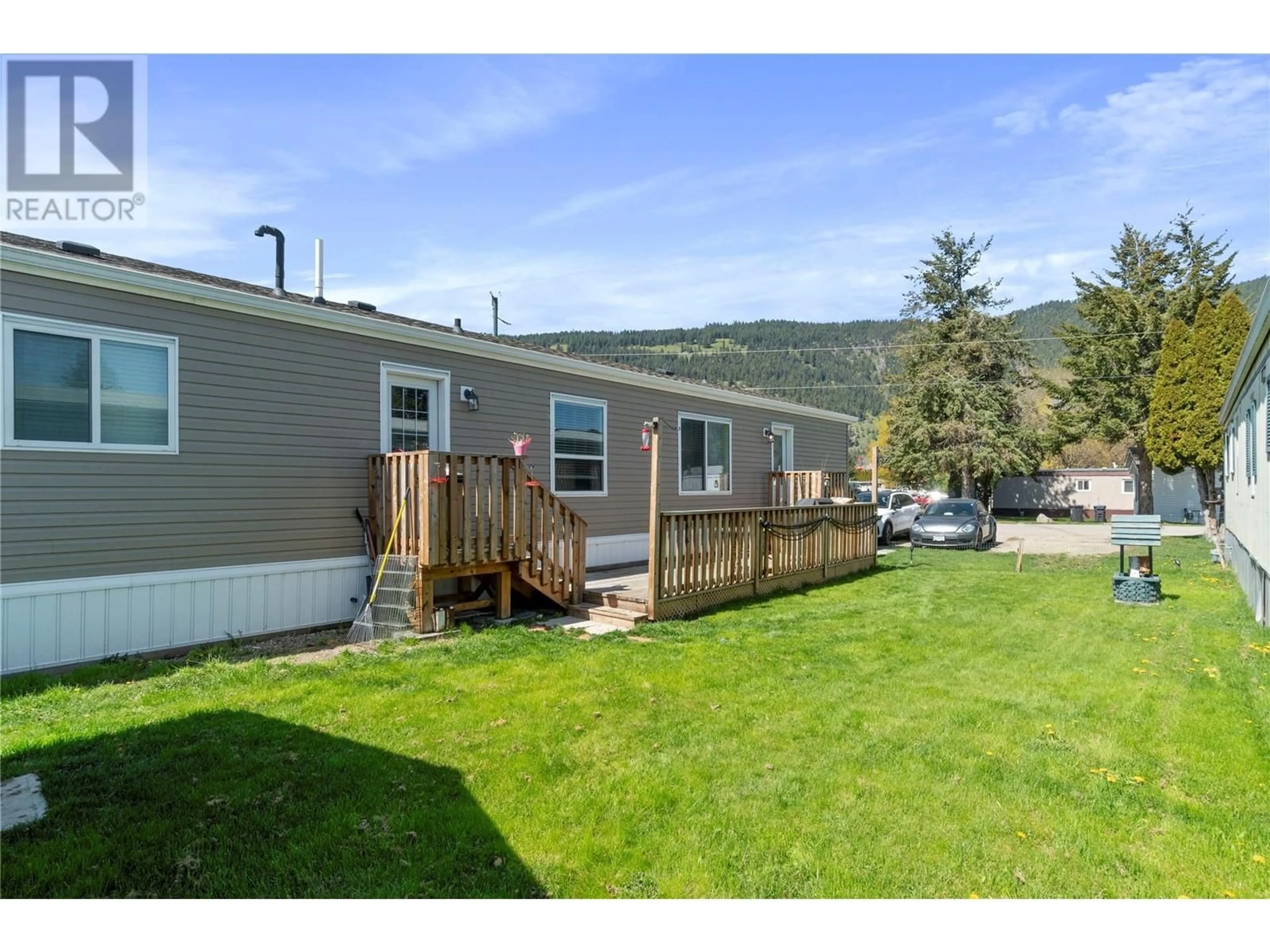 Home with vinyl exterior material, mountain view for 3 - 504 PINE STREET, Chase British Columbia V0E1M0