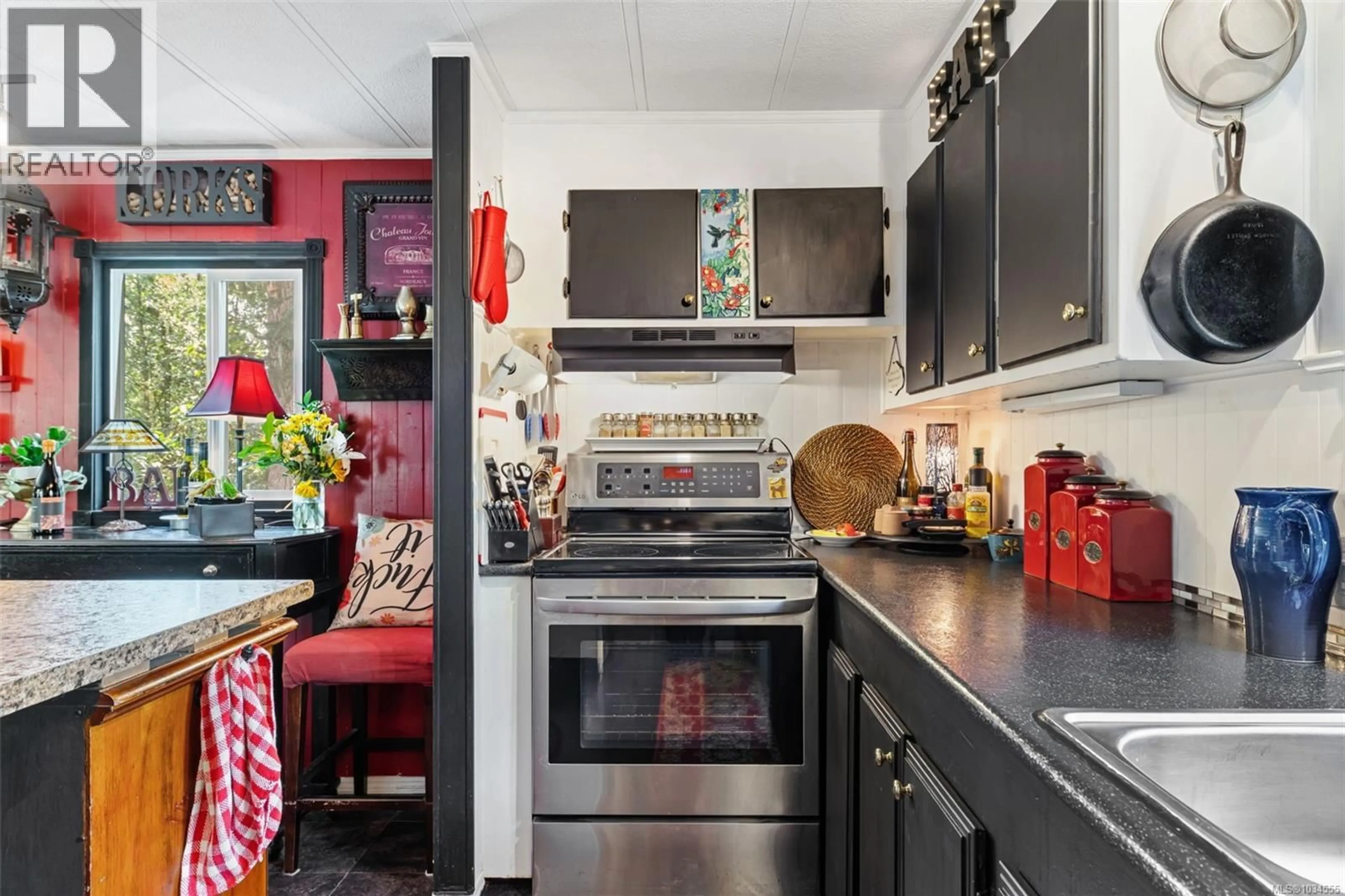 Standard kitchen, unknown for 61 - 5838 BLYTHWOOD ROAD, Sooke British Columbia V9Z0G2