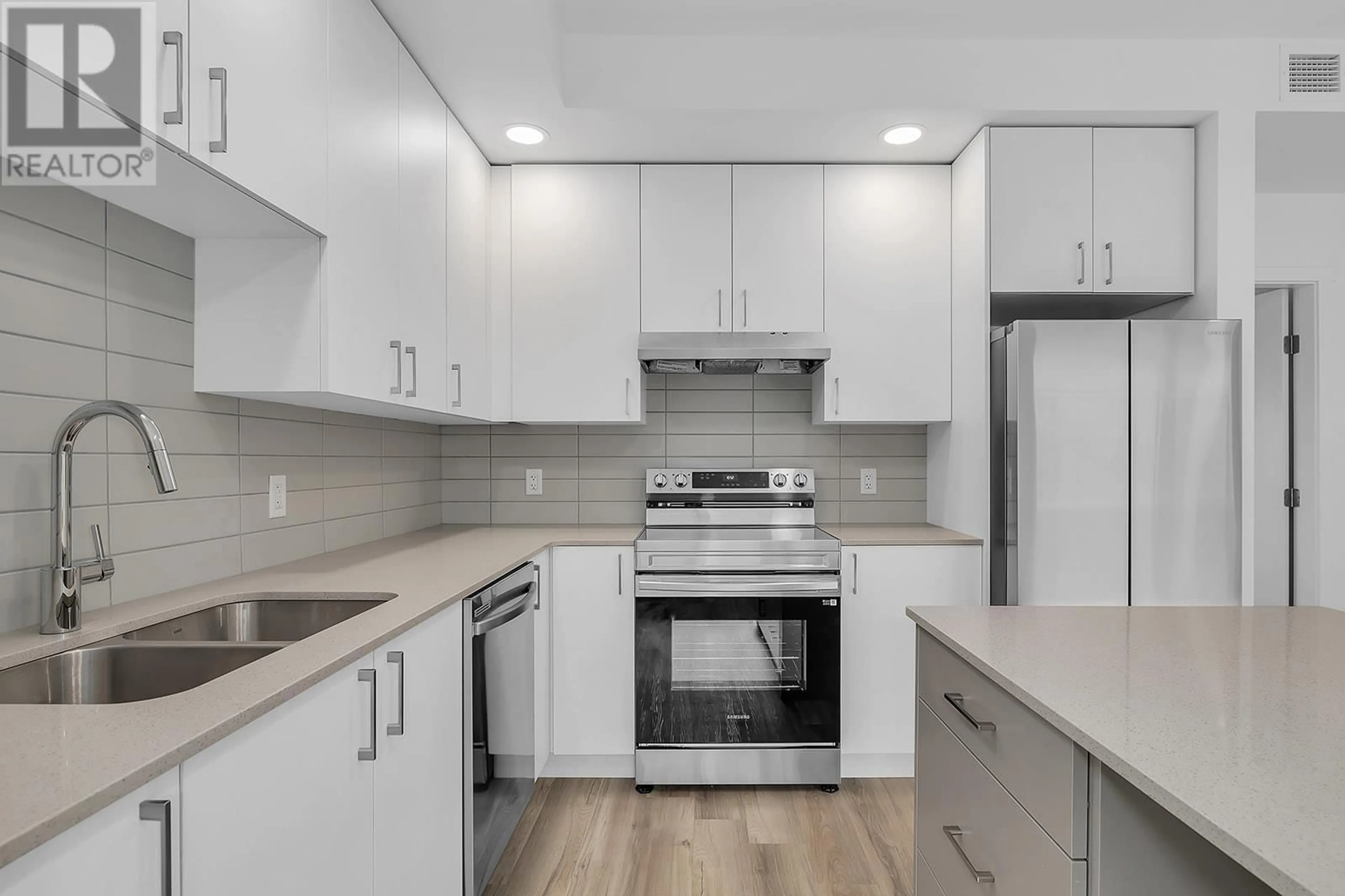 Standard kitchen, unknown for 218 - 1057 FROST ROAD, Kelowna British Columbia V1W0G7