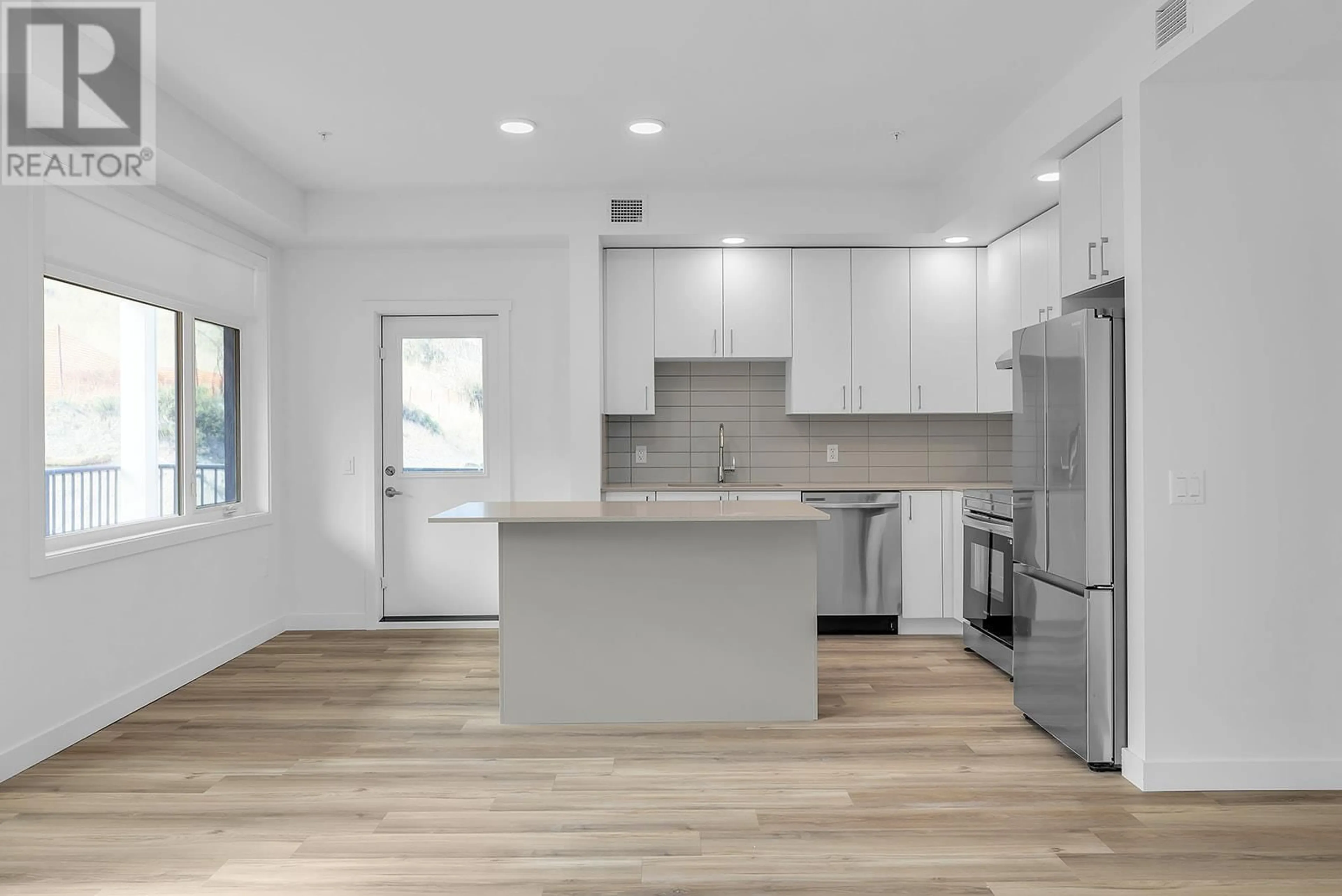 Open concept kitchen, unknown for 218 - 1057 FROST ROAD, Kelowna British Columbia V1W0G7
