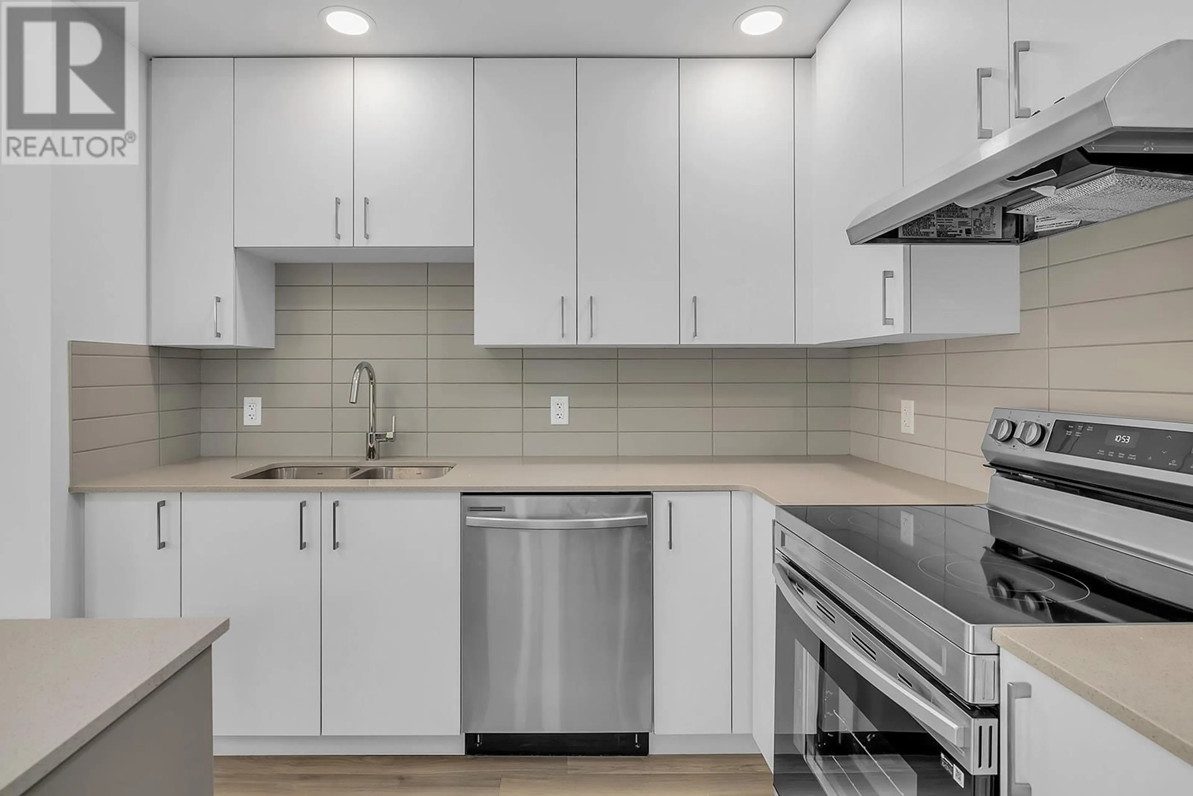 Standard kitchen, ceramic/tile floor for 218 - 1057 FROST ROAD, Kelowna British Columbia V1W0G7