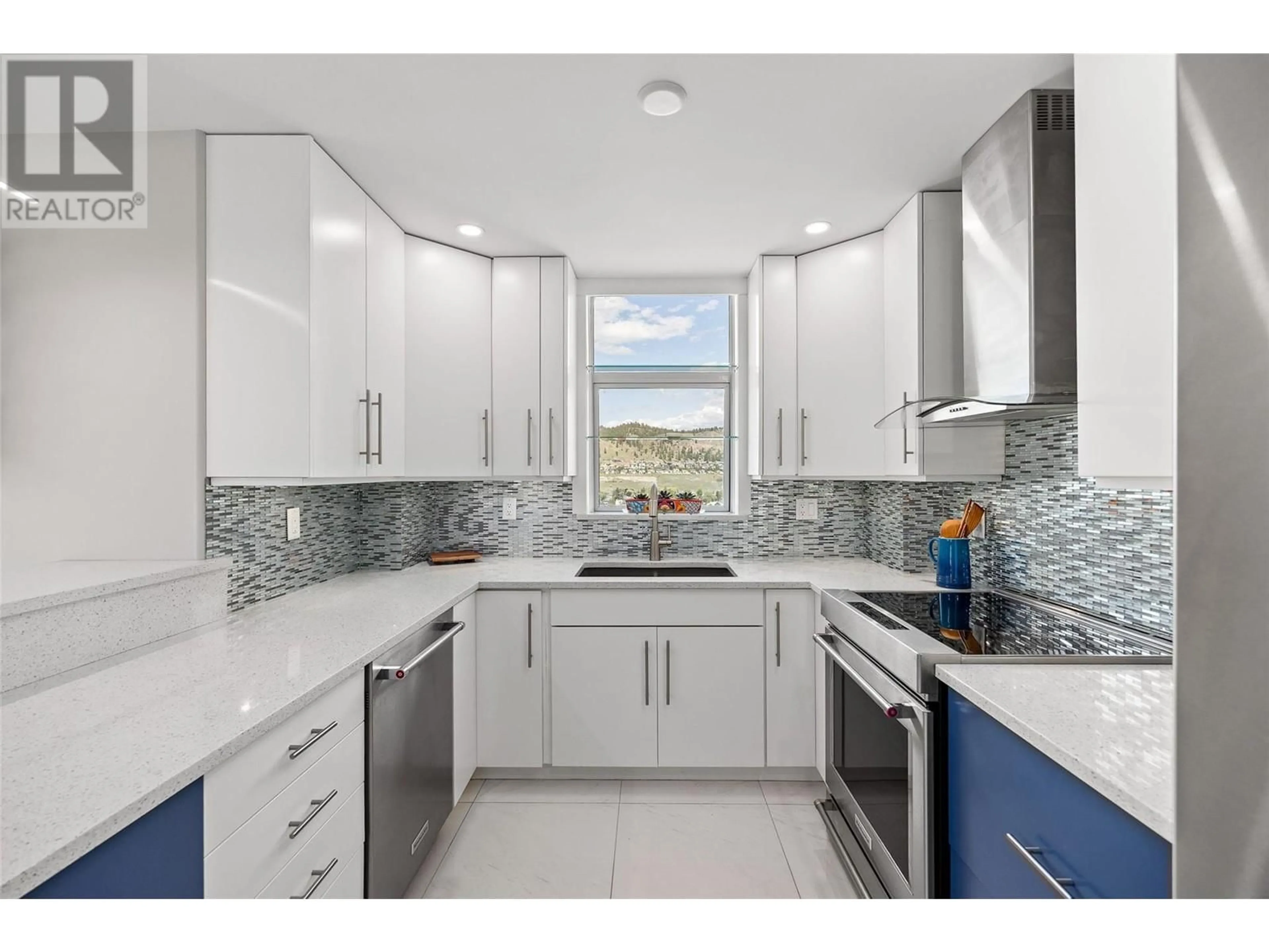 Unknown for 1505 - 1128 SUNSET DRIVE, Kelowna British Columbia V1Y9W7