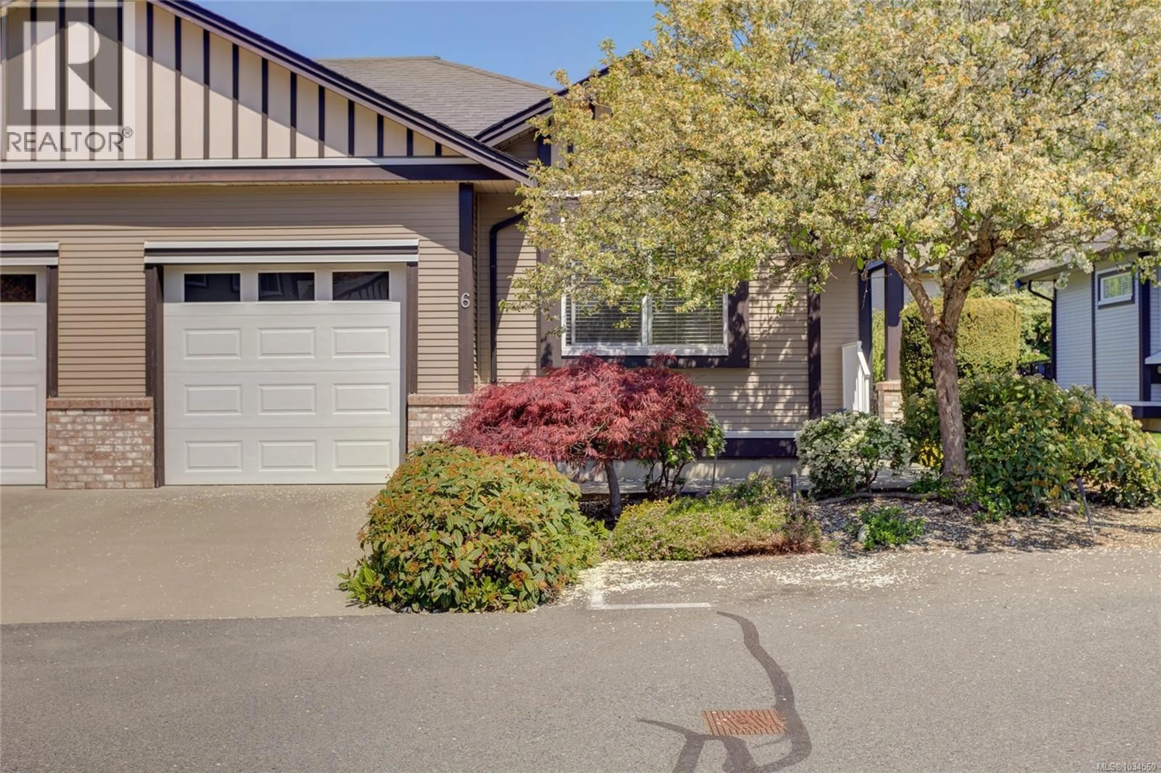 Home with vinyl exterior material, street for 6 - 3110 COOK STREET, Chemainus British Columbia V0R1K2