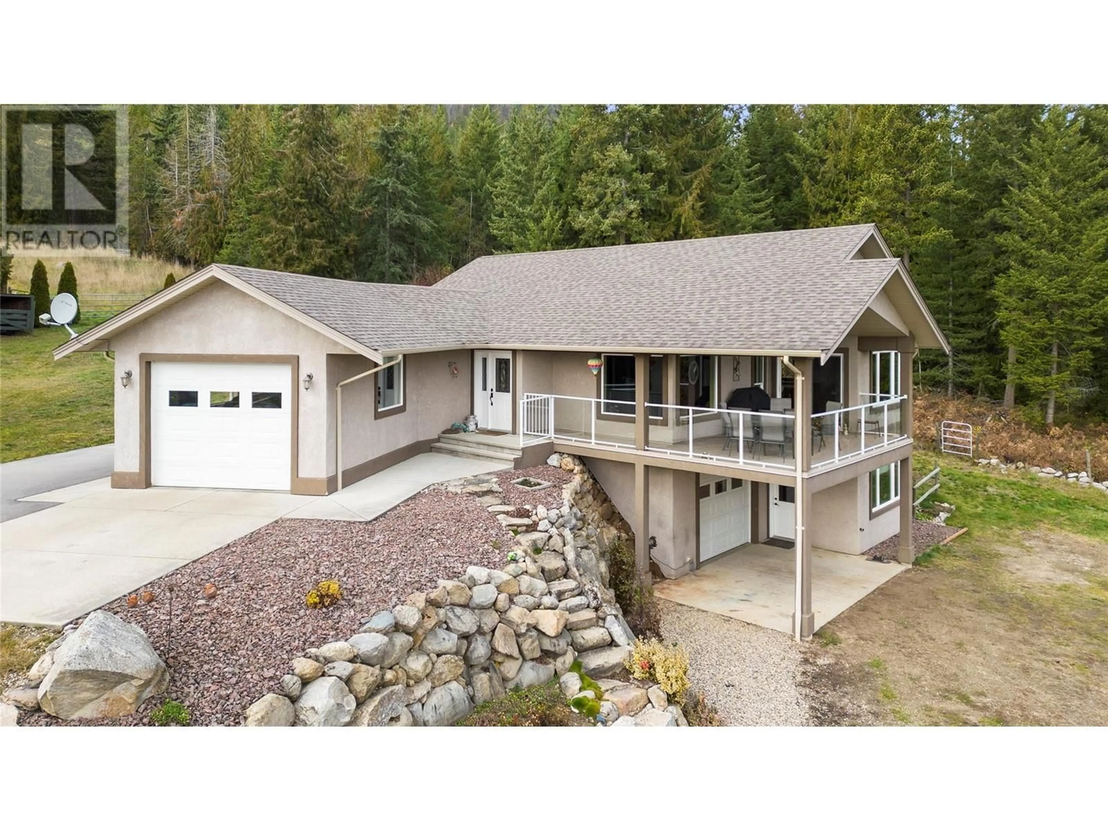 Home with vinyl exterior material, unknown for 129 KAULT HILL ROAD, Salmon Arm British Columbia V1E3A3