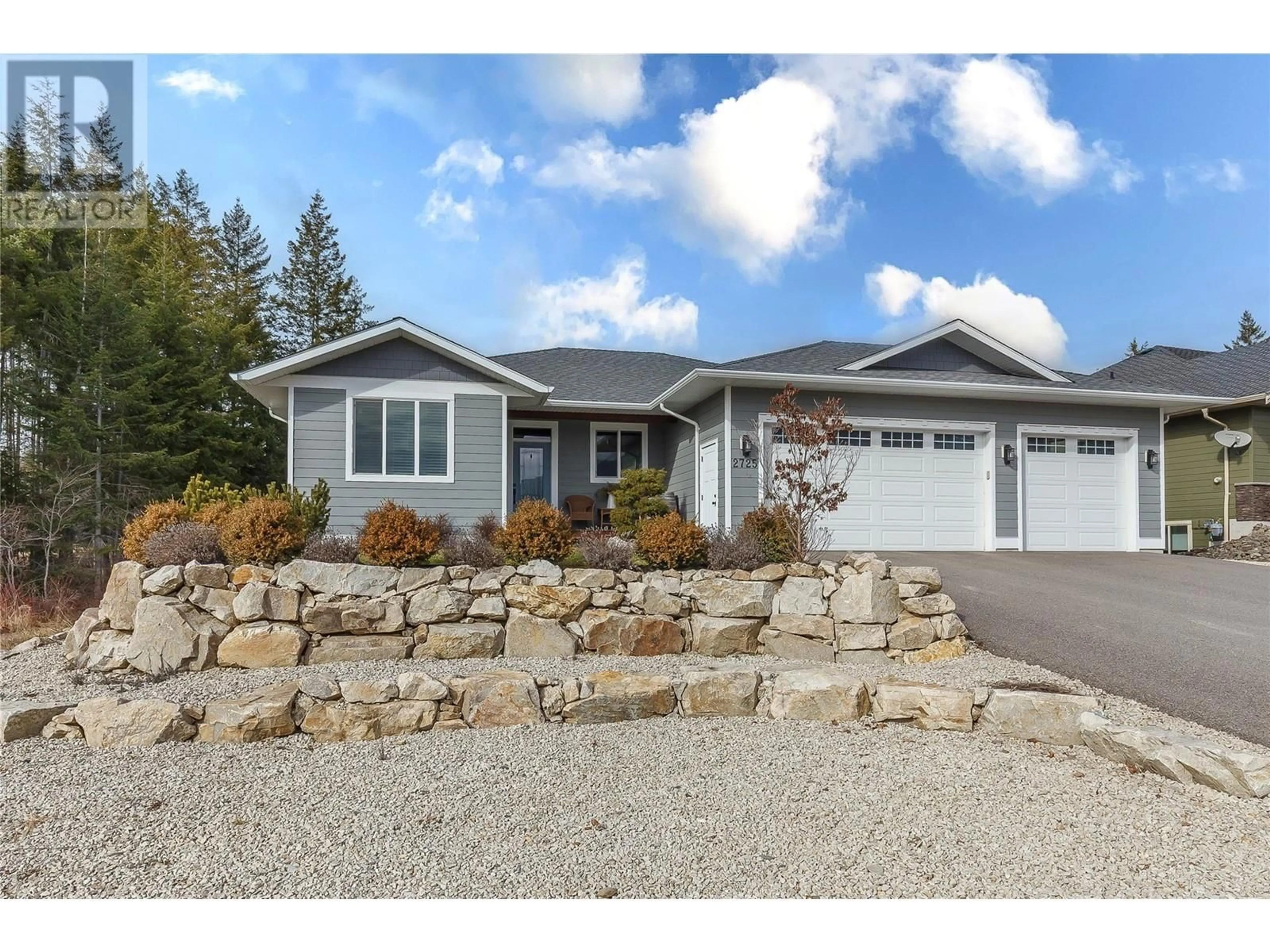 Home with vinyl exterior material, street for 2725 SUNNYDALE DRIVE, Blind Bay British Columbia V0E1H2